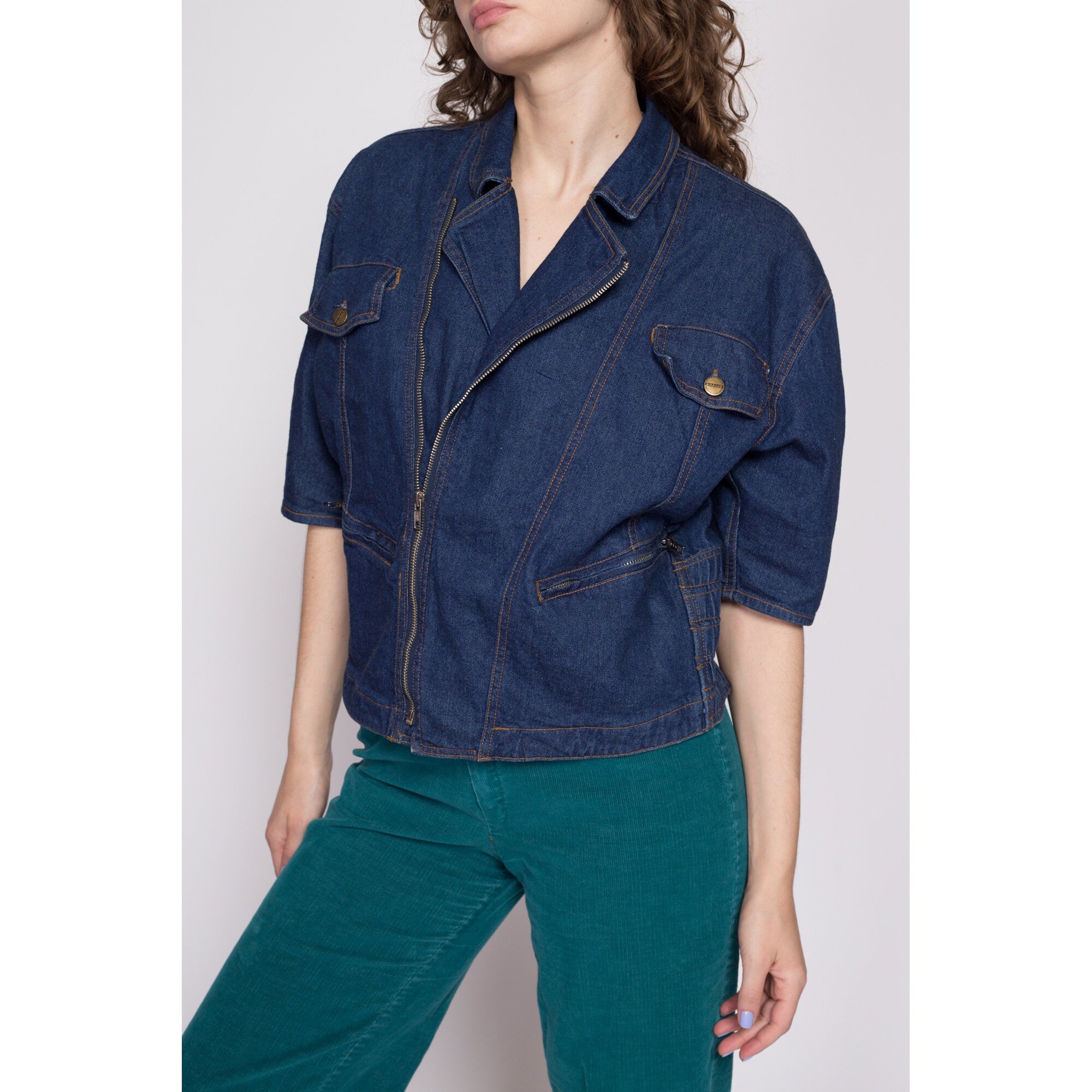 Short Jean Jacket Women Button Down Short Sleeve Round Neck Ripped Summer  Light Cropped Denim Jacket at Amazon Women's Coats Shop
