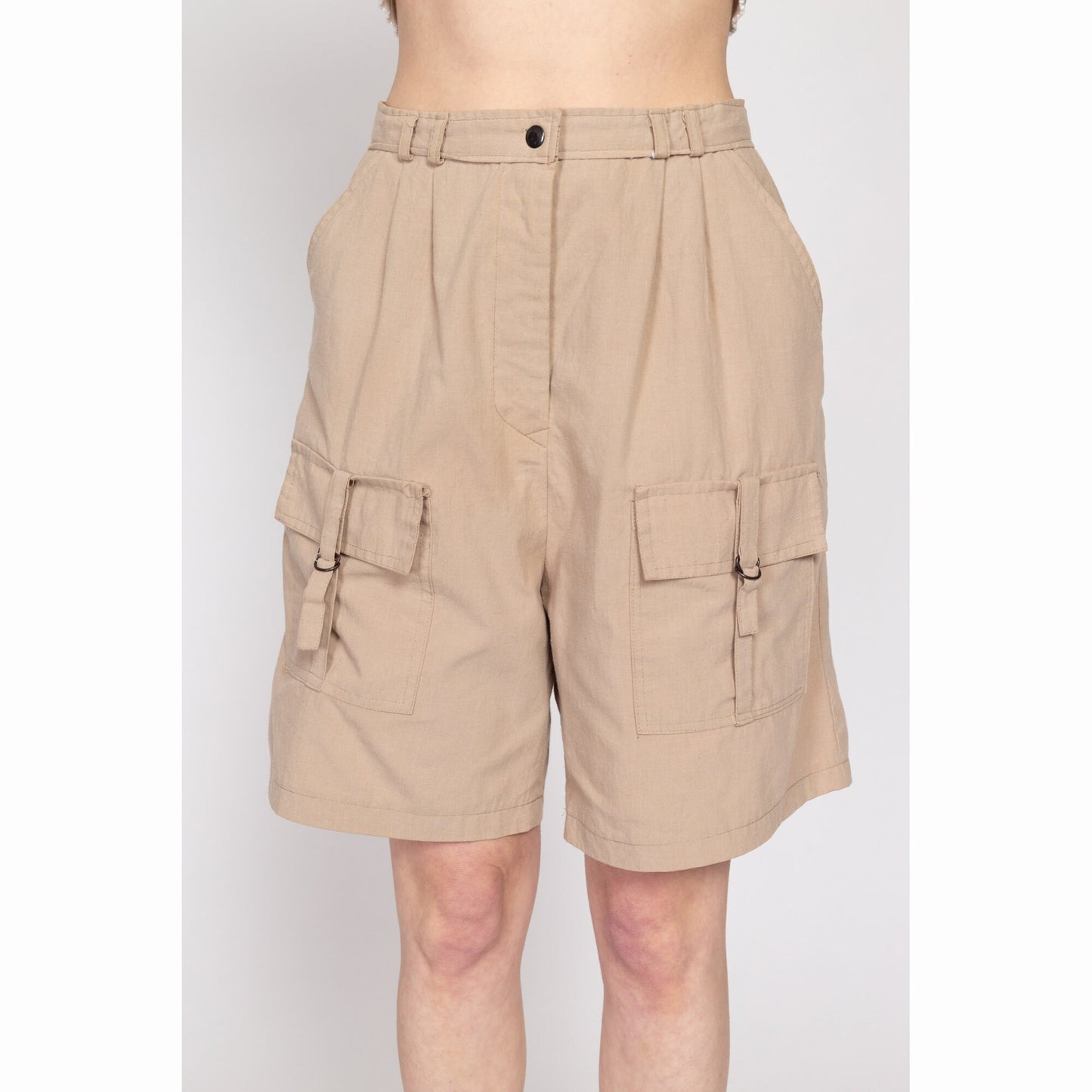 Medium 80s Khaki Pleated Cargo Shorts 28" | Vintage High Waisted Casual Long Mom Shorts