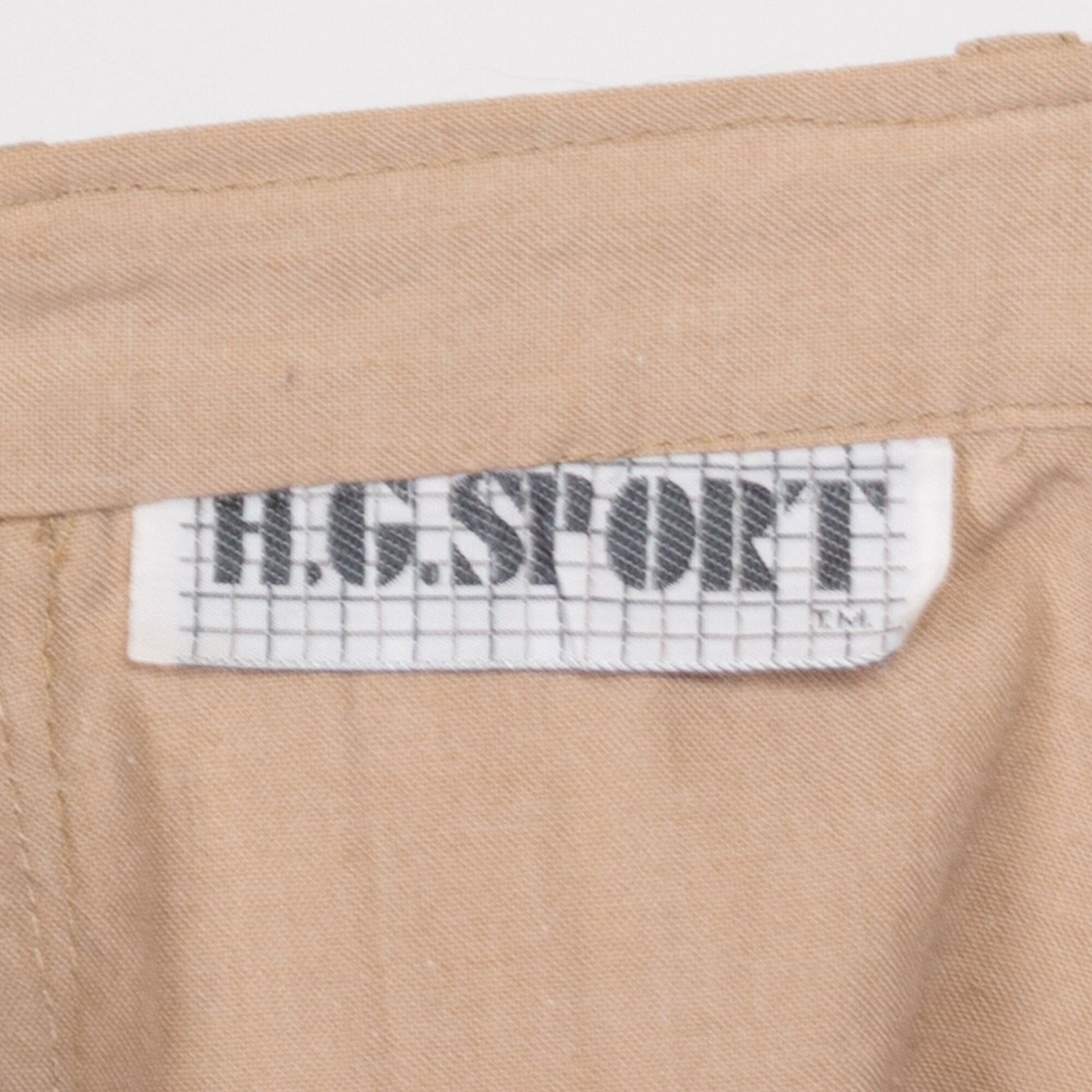 Medium 80s Khaki Pleated Cargo Shorts 28" | Vintage High Waisted Casual Long Mom Shorts