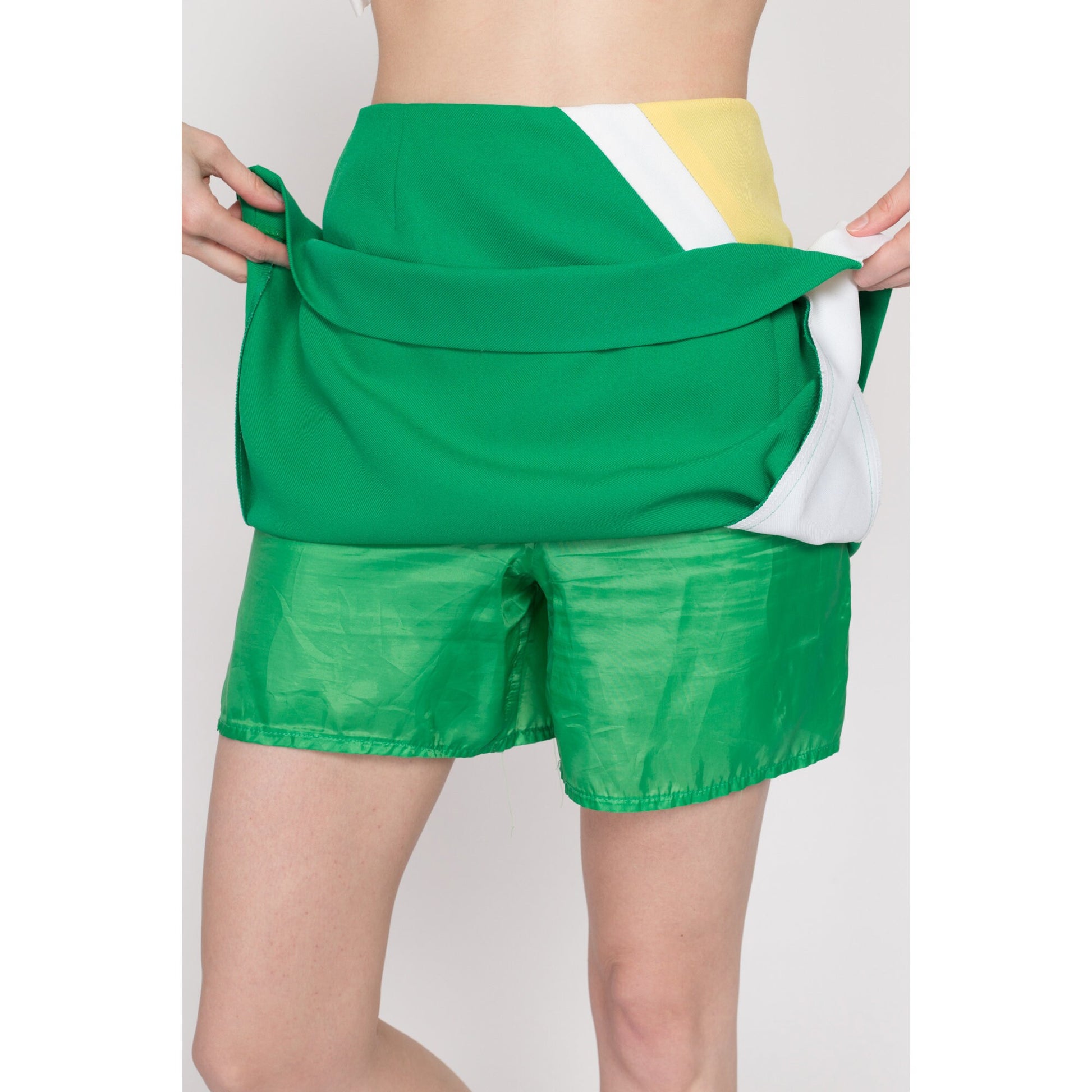 Small 70s Green Color Block Tennis Skirt 25.5" | Retro Sportswear High Waisted A Line Athletic Mini Skort