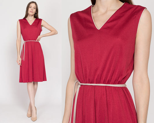 Medium 70s Wine Red Sleeveless Knee-Length Dress | Vintage Minimalist V Neck Retro Waist Tie Dress