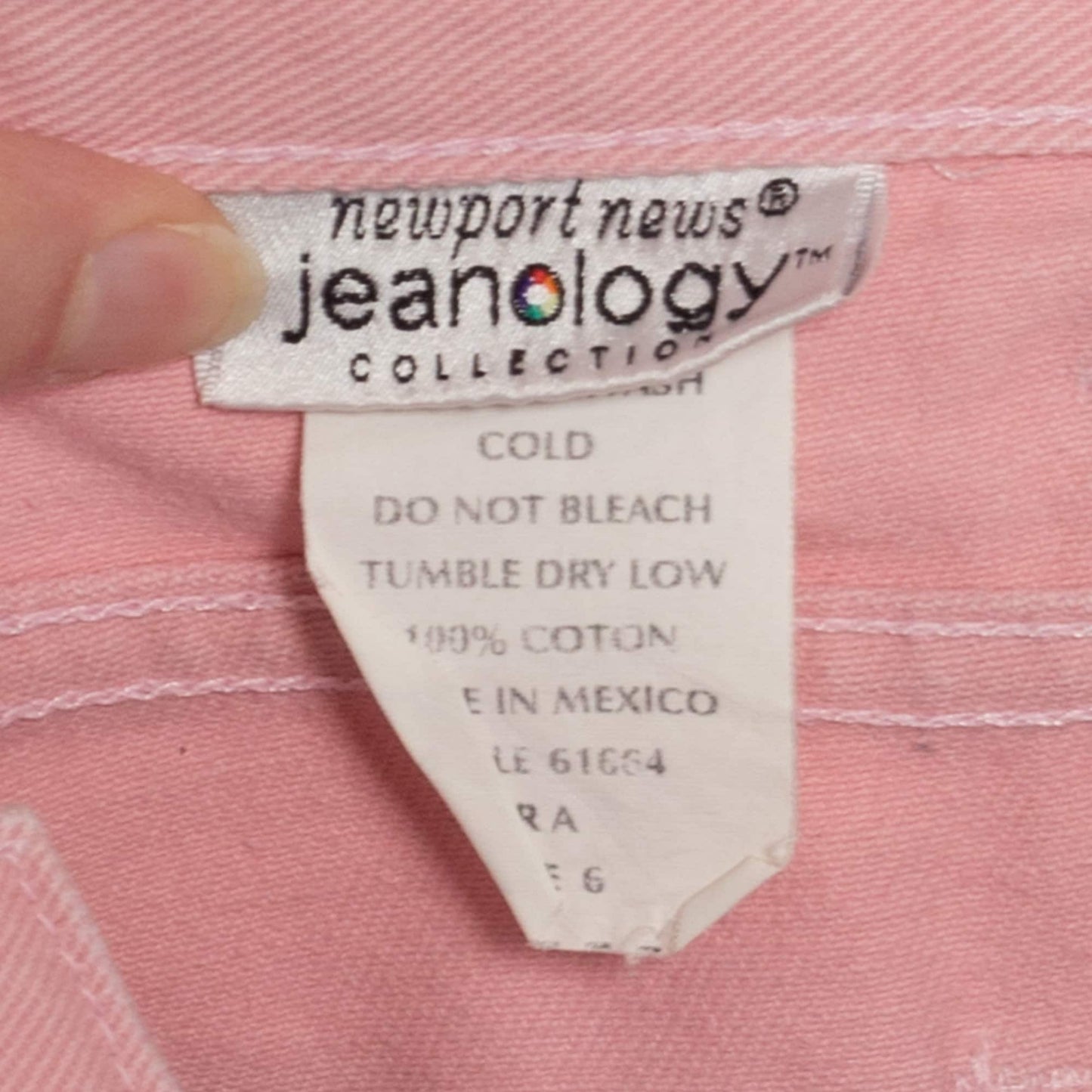 Small 90s Blush Pink High Waisted Jeans 26.5" | Vintage Newport News Pastel Denim Tapered Leg Mom Jeans