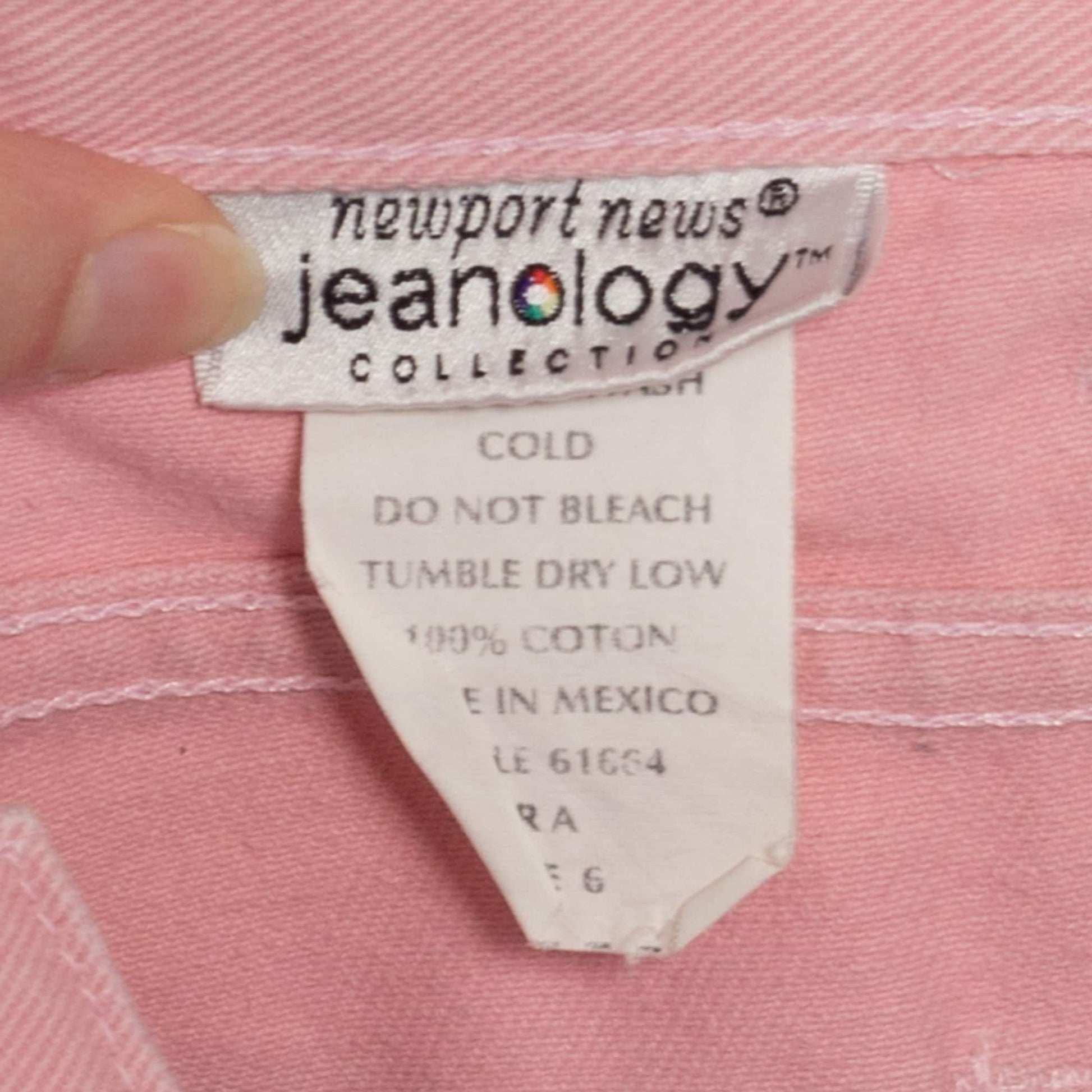 Small 90s Blush Pink High Waisted Jeans 26.5" | Vintage Newport News Pastel Denim Tapered Leg Mom Jeans