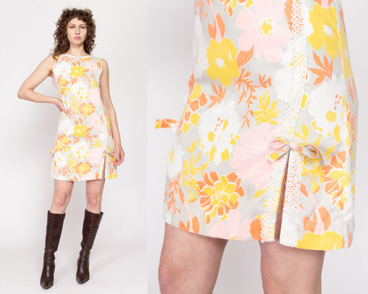 Small 60s Floral Mini Thigh Slit Shift Dress | Vintage Boho Sleeveless Lace Trim Girly Sundress