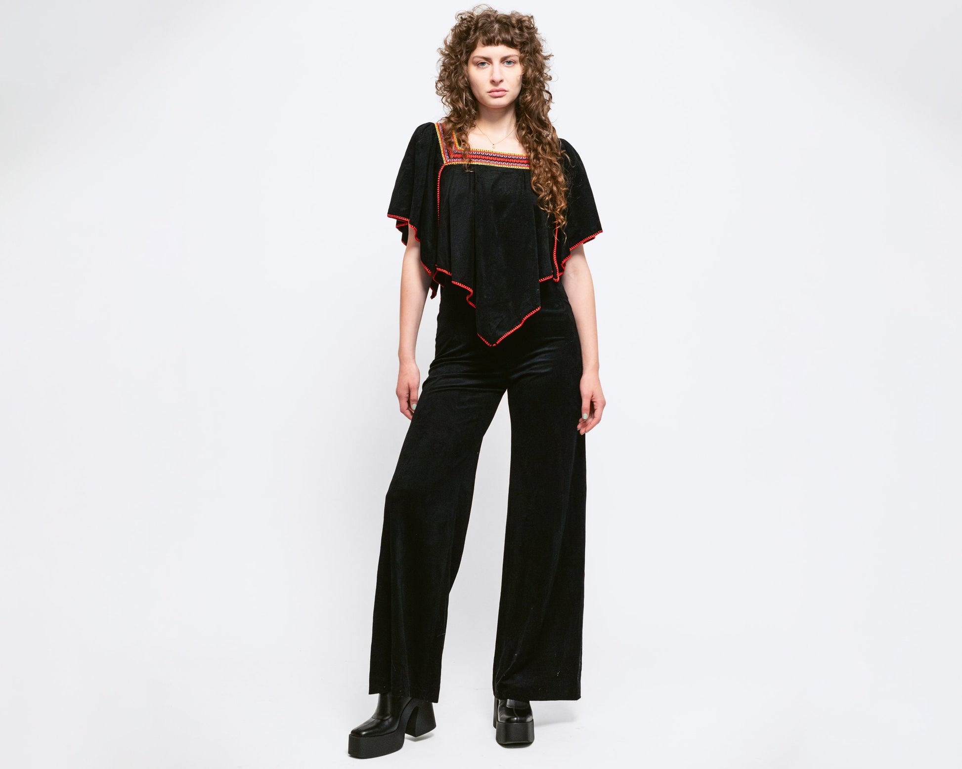 Small 70s Boho Black Velour Capelet Jumpsuit – Flying Apple Vintage