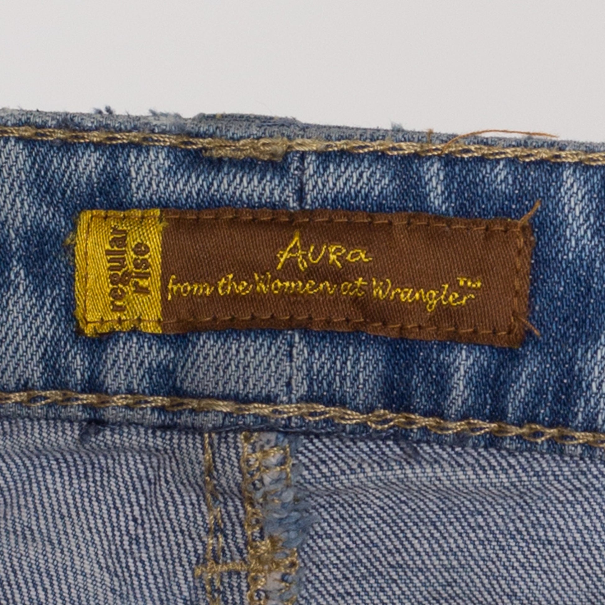 Petite Small Y2K Mid Rise Ankle Jeans | Vintage Aura Wrangler Straight Leg Jeans