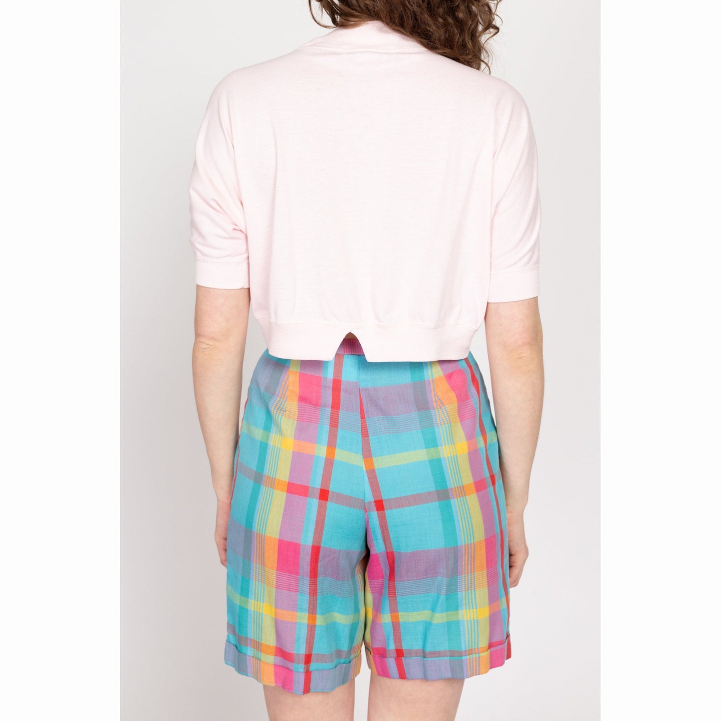 Medium 80s Pastel Pink Mockneck Crop Top | Vintage Plain Notched Waist Short Sleeve Cropped Shirt