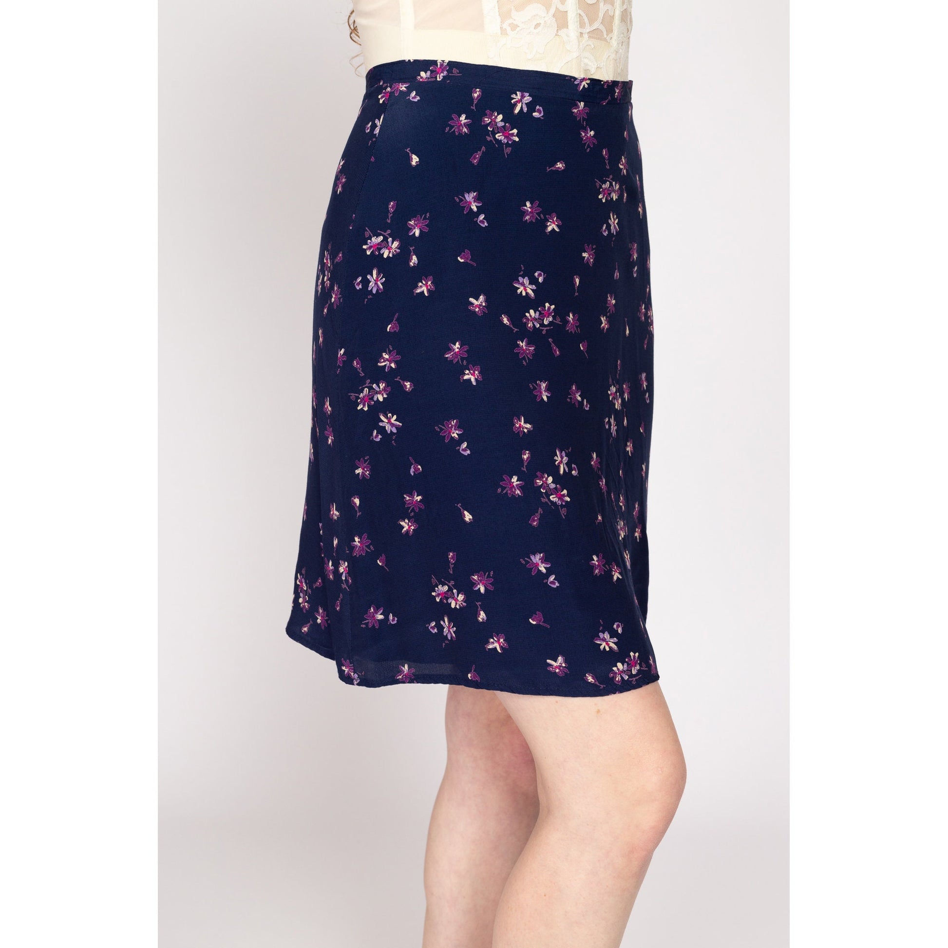 Medium 90s Navy Blue Floral Grunge Mini Skirt 27.5" | Vintage Flowy High Waisted Summer Skirt