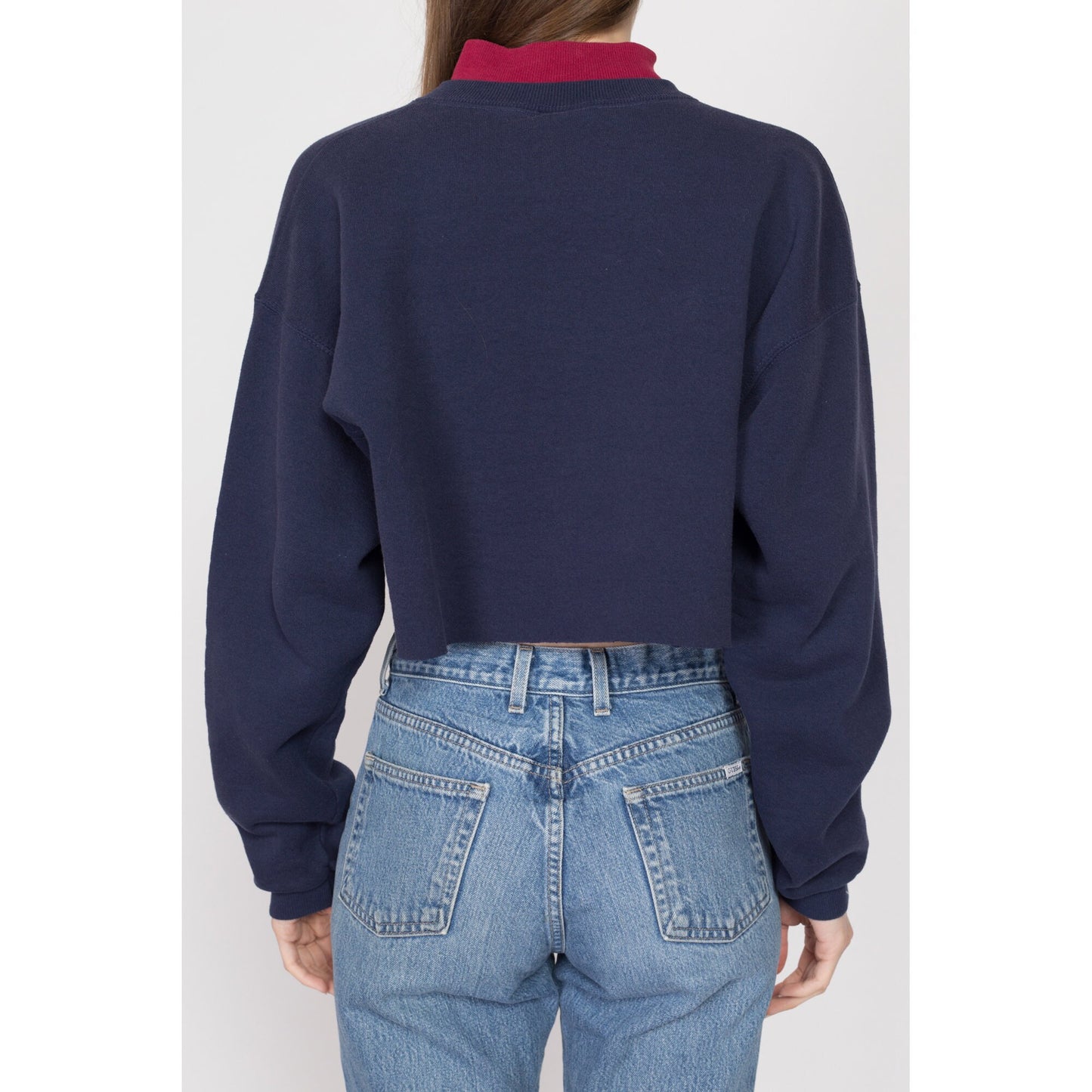 Large 90s Flower Basket Cropped Collared Sweatshirt | Vintage Navy Blue Daisy Floral Mockneck Collar Pullover Crop Top