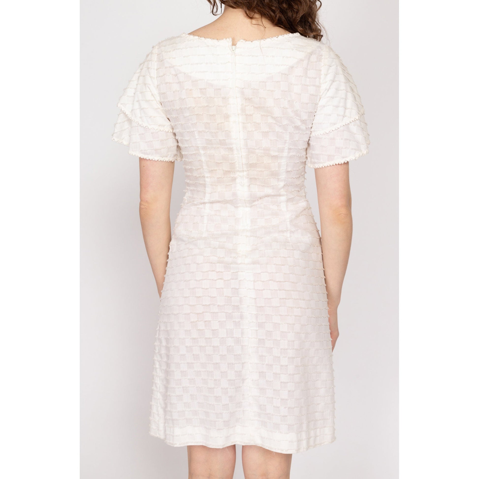Sm-Med 60s Betty Barclay White Fringe Mini Dress | Vintage A Line Boho Short Flutter Sleeve Dress