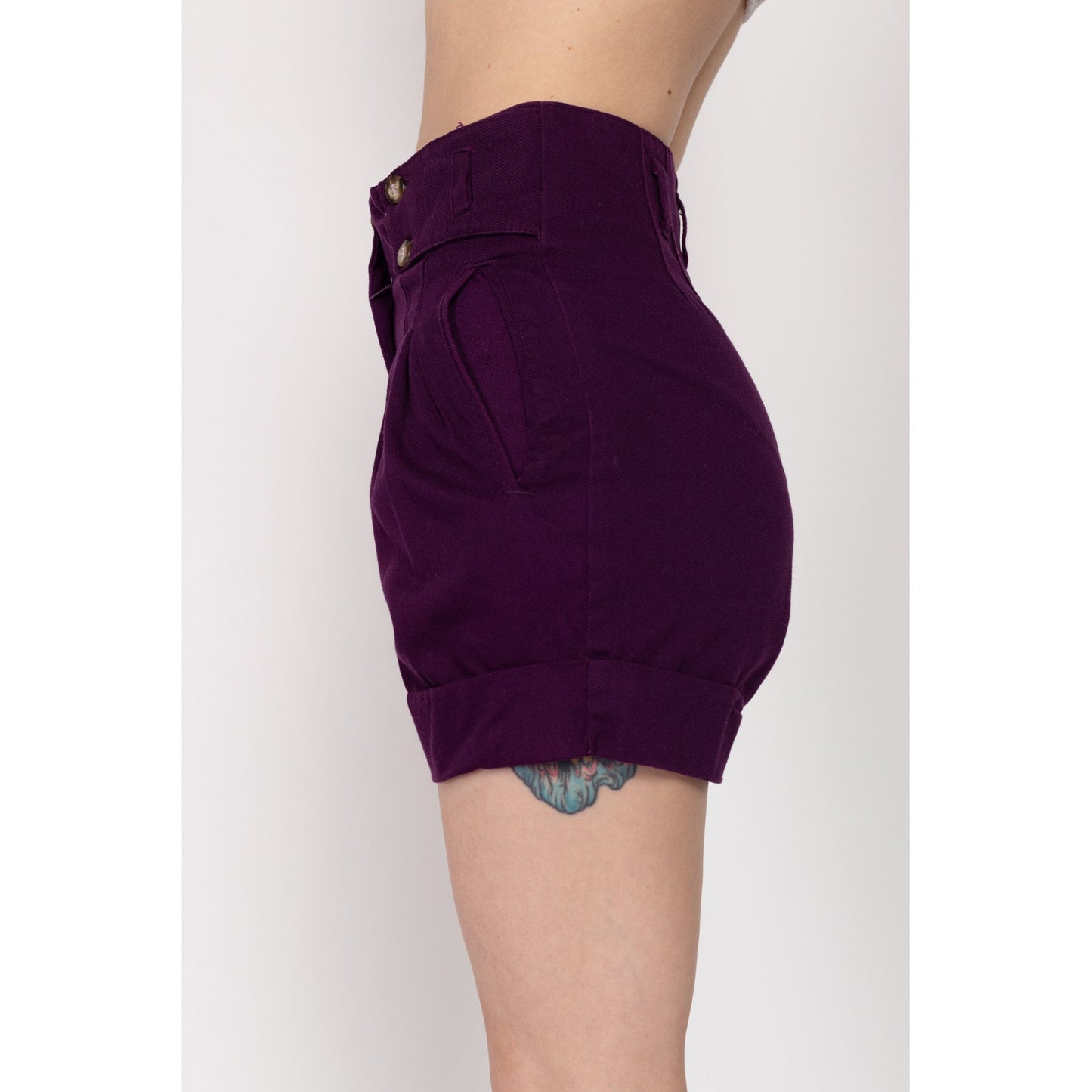 Petite XS 90s Plum Purple High Waisted Shorts | Vintage Pleated Cuffed Cotton Shorts