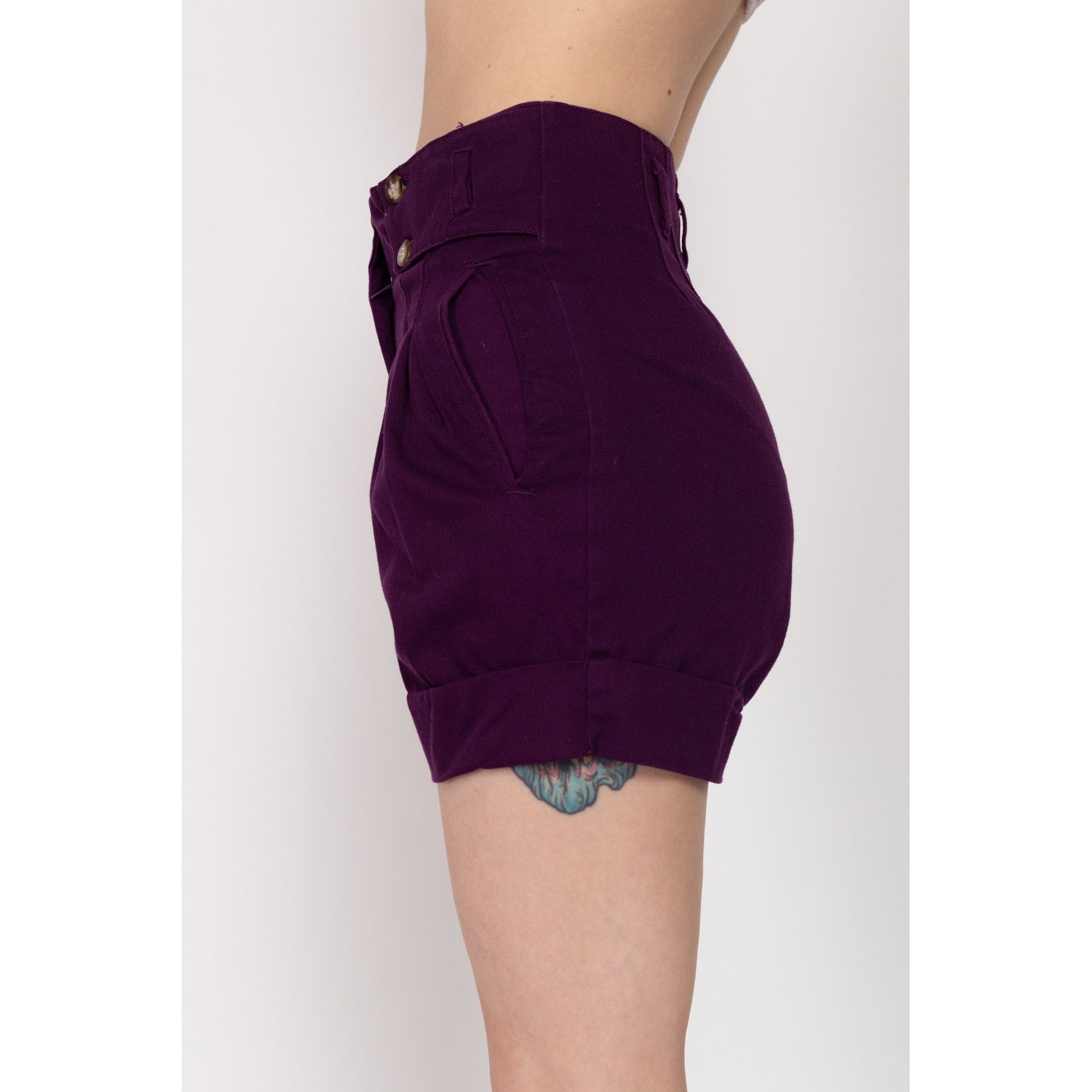 Petite XS 90s Plum Purple High Waisted Shorts | Vintage Pleated Cuffed Cotton Shorts