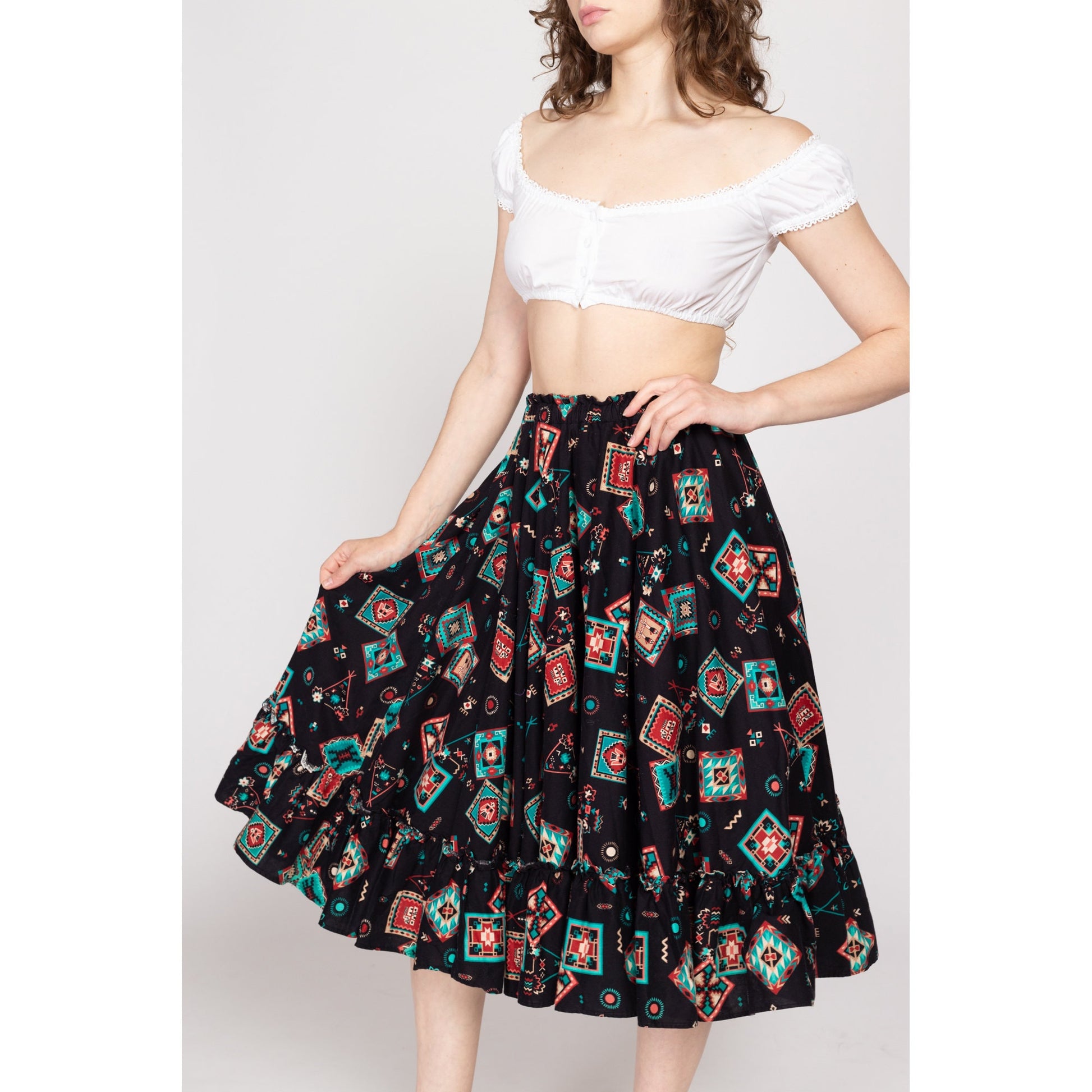 Sm-Med 90s Southwestern Square Dance Skirt | Vintage Rockabilly Western Black Ruffle Circle Skirt