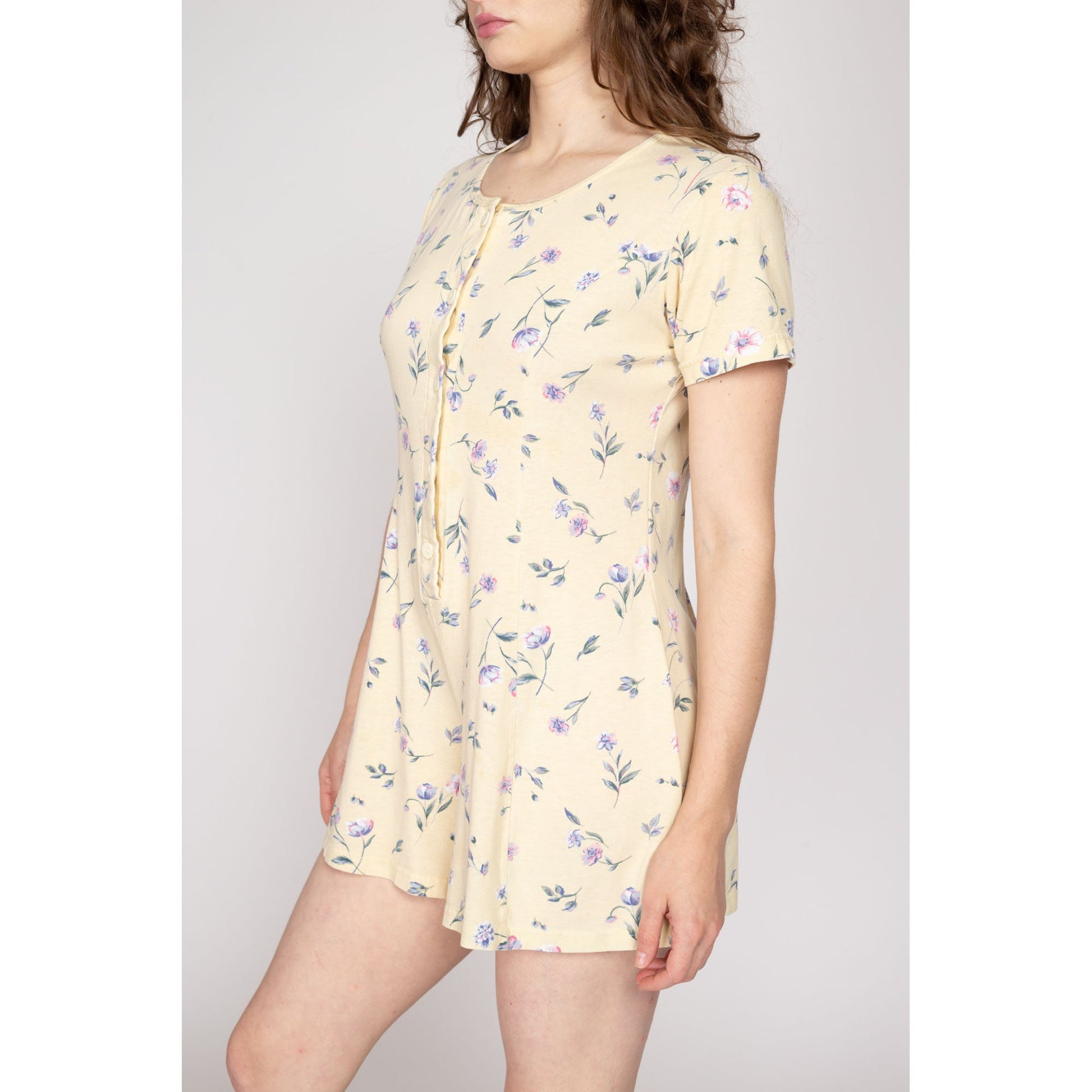 Petite Medium 90s Yellow Floral Flutter Sleeve Romper | Vintage Boho Grunge Short Sleeve Mini Playsuit