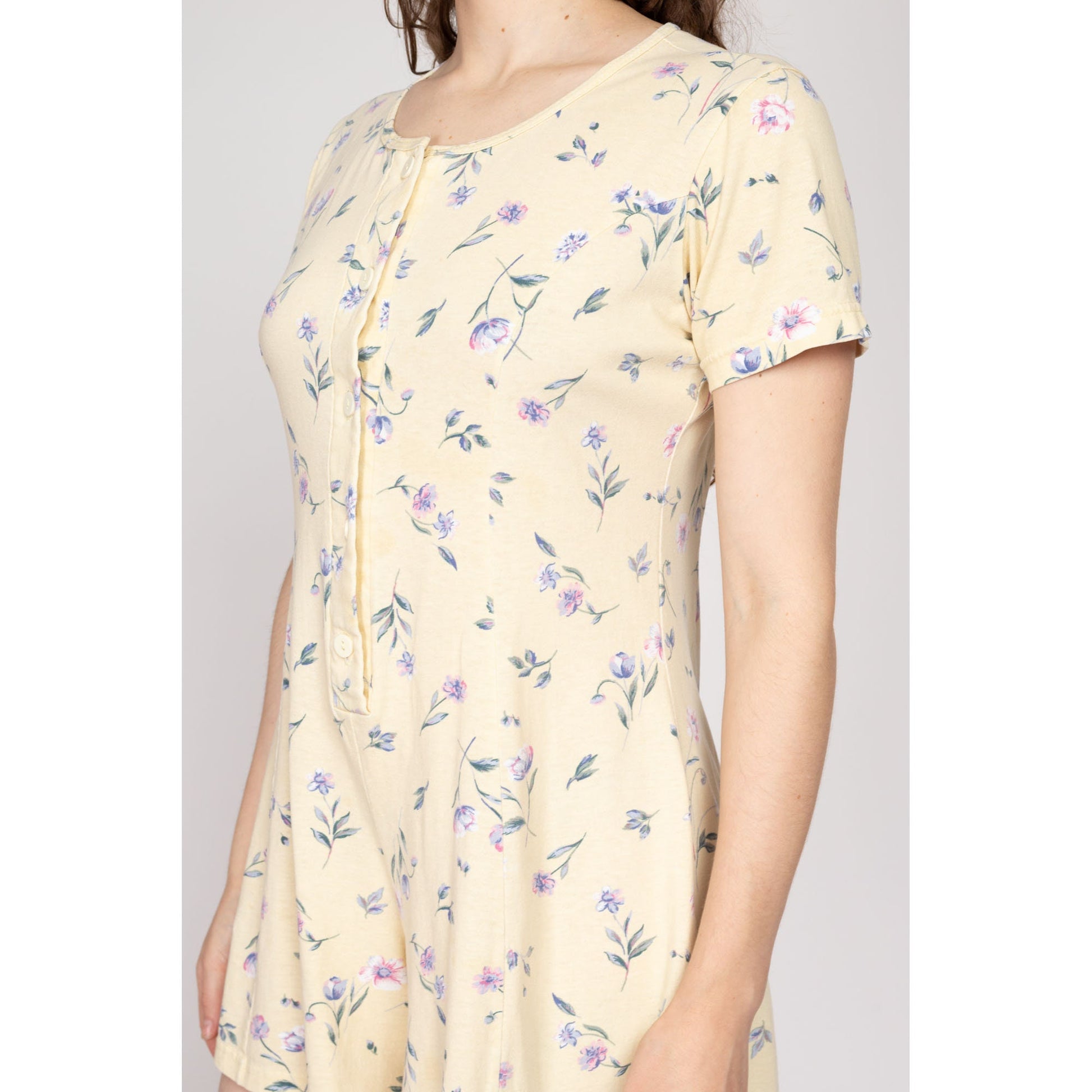 Petite Medium 90s Yellow Floral Flutter Sleeve Romper | Vintage Boho Grunge Short Sleeve Mini Playsuit