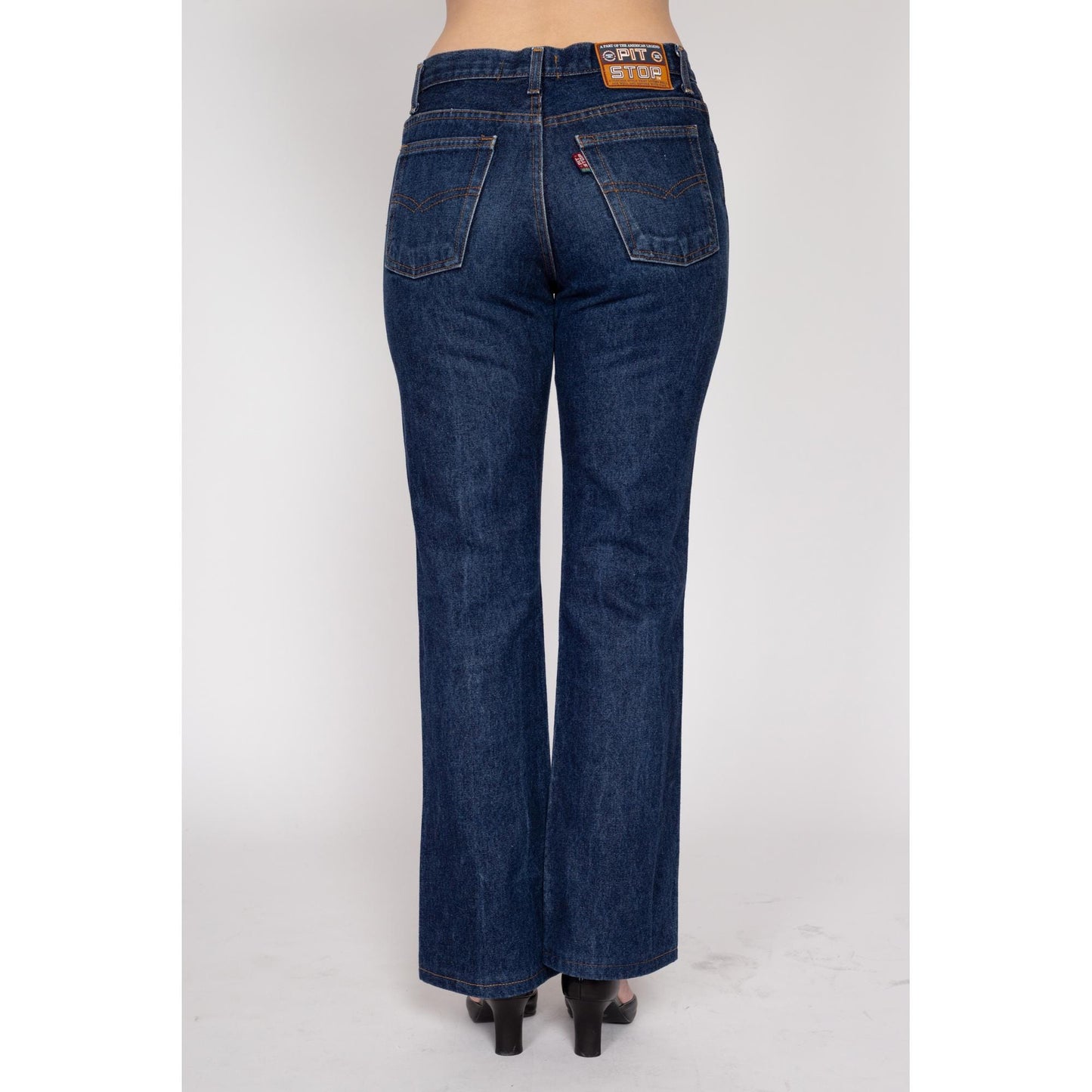 Medium 90s Dark Wash Bootcut Jeans 31" | Vintage Stonewash Denim Mid Rise Mom Jeans