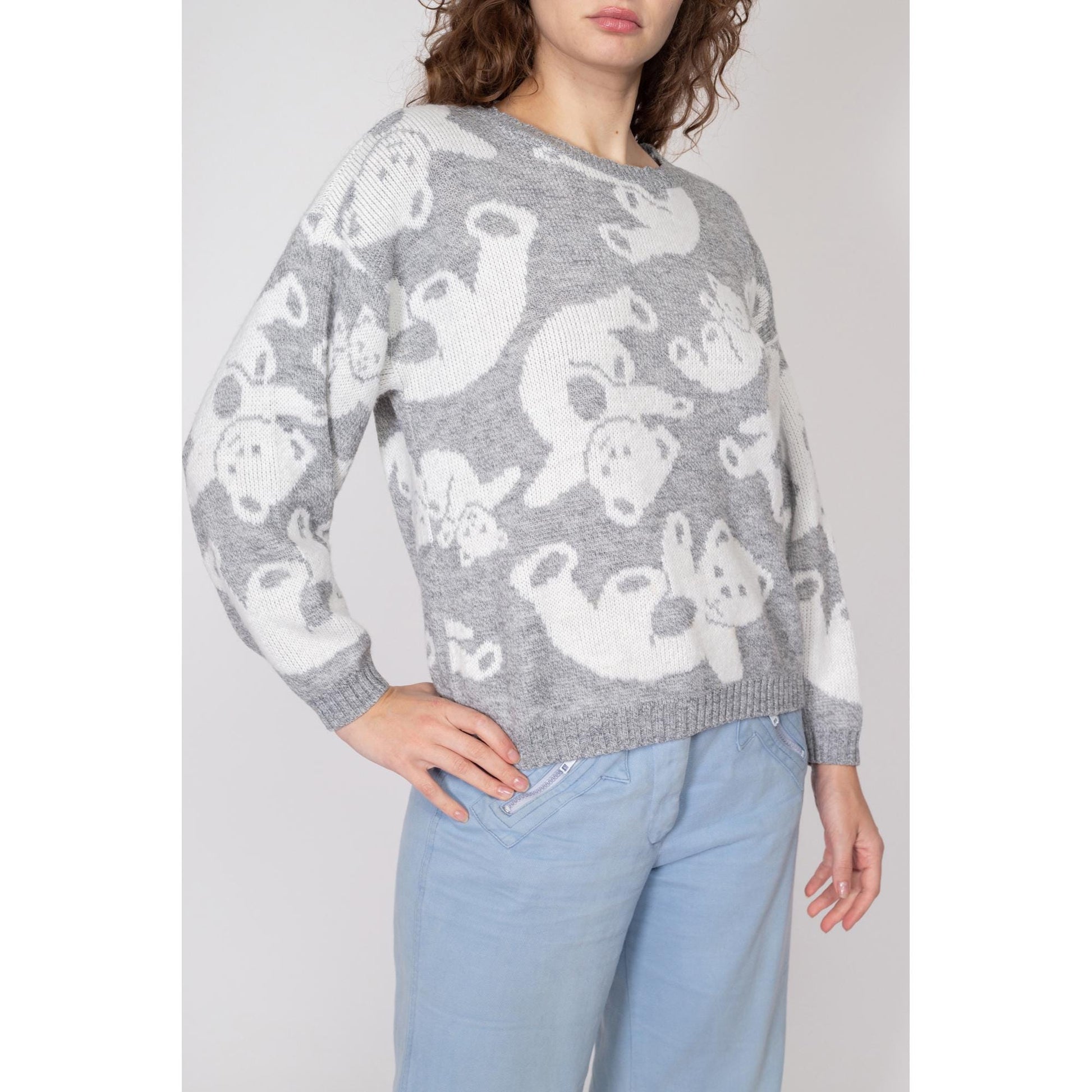Large 80s Teddy Bear Novelty Knit Sweater | Vintage Grey White Cute Animal Pullover