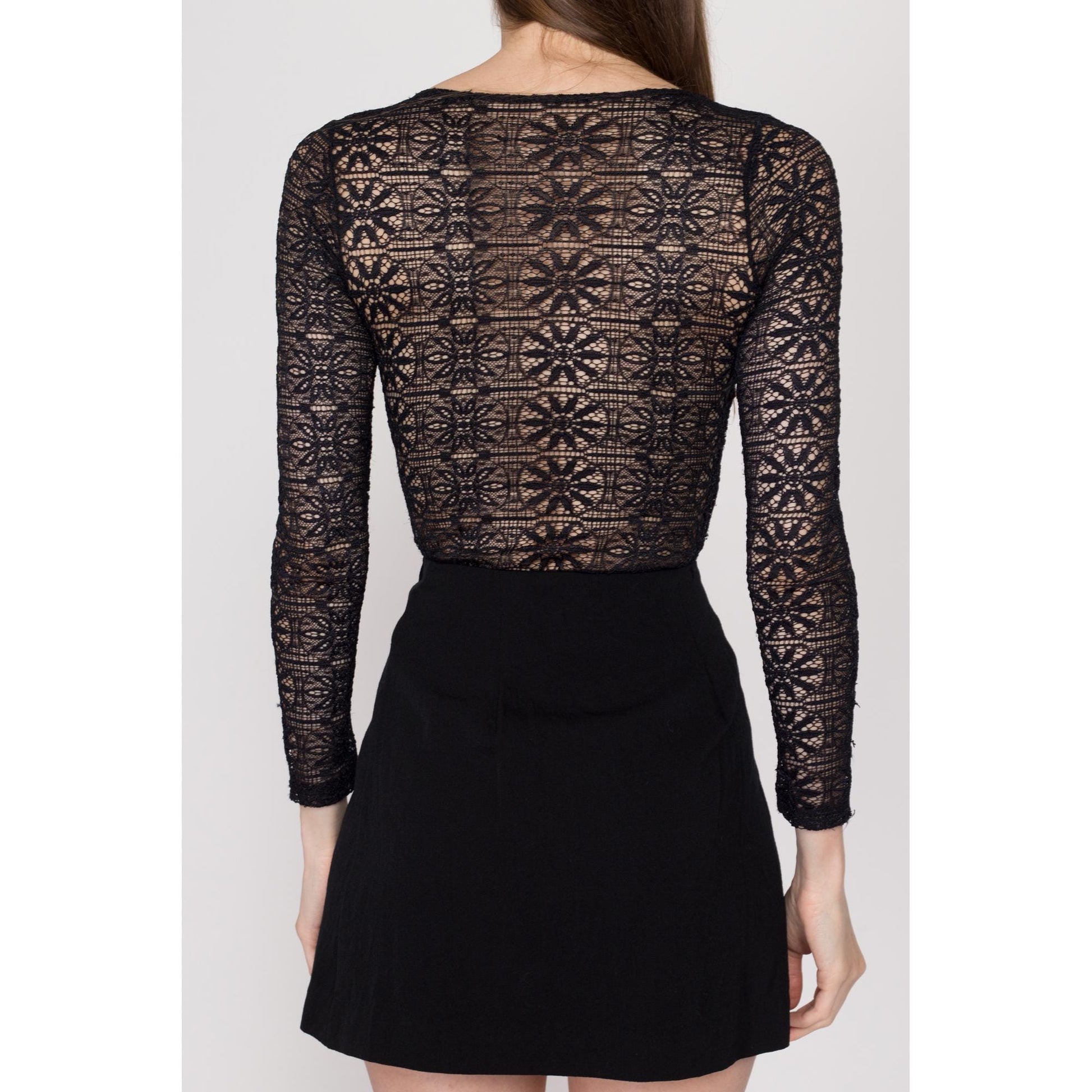 XS-Sm 90s Black Lace Bodysuit Top | Vintage Gothic V Neck Long Sleeve One Piece