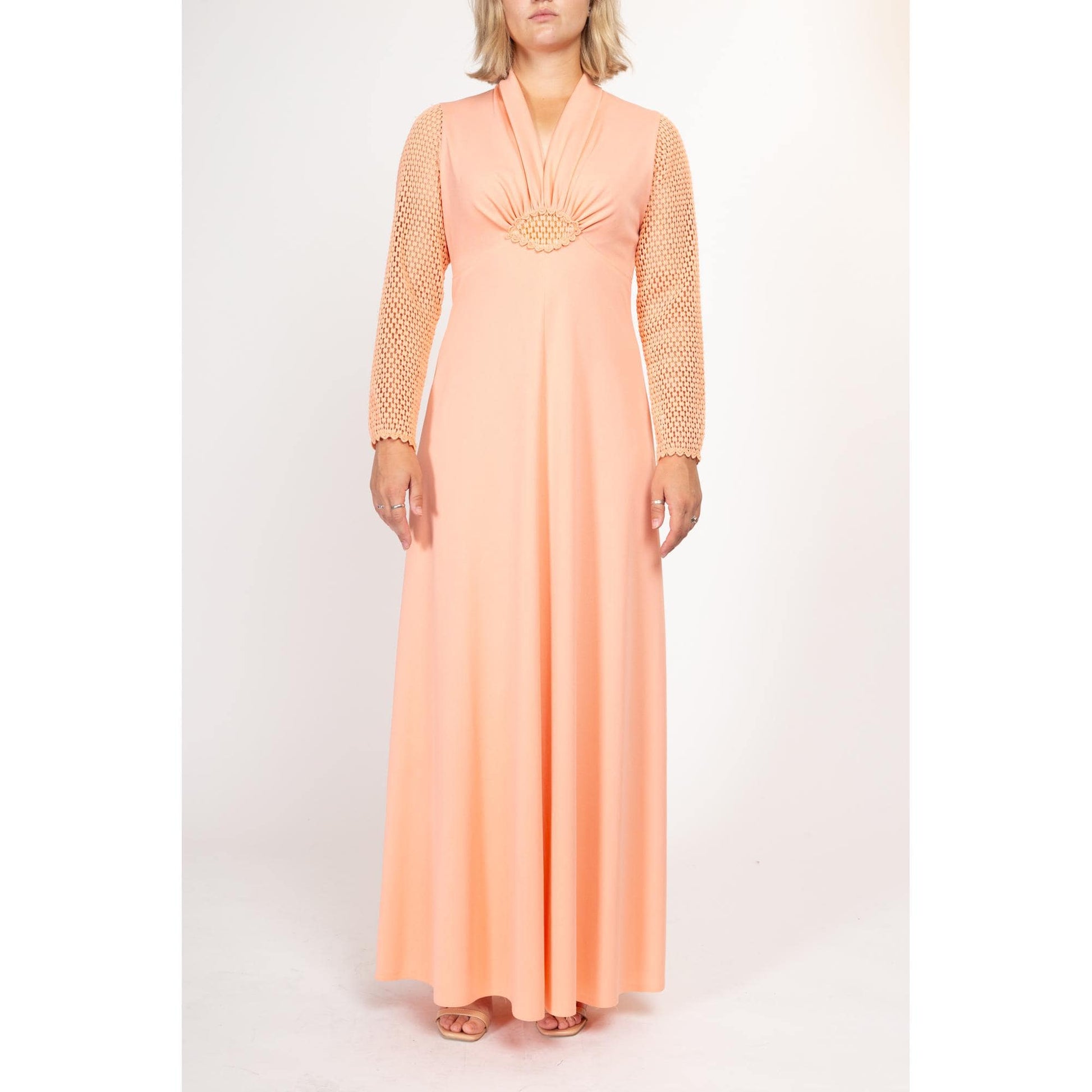 Medium 70s Peach Crochet Sleeve Gown Flying Apple Vintage Medium 70s Peach Crochet Sleeve Gown Flying Apple Vintage