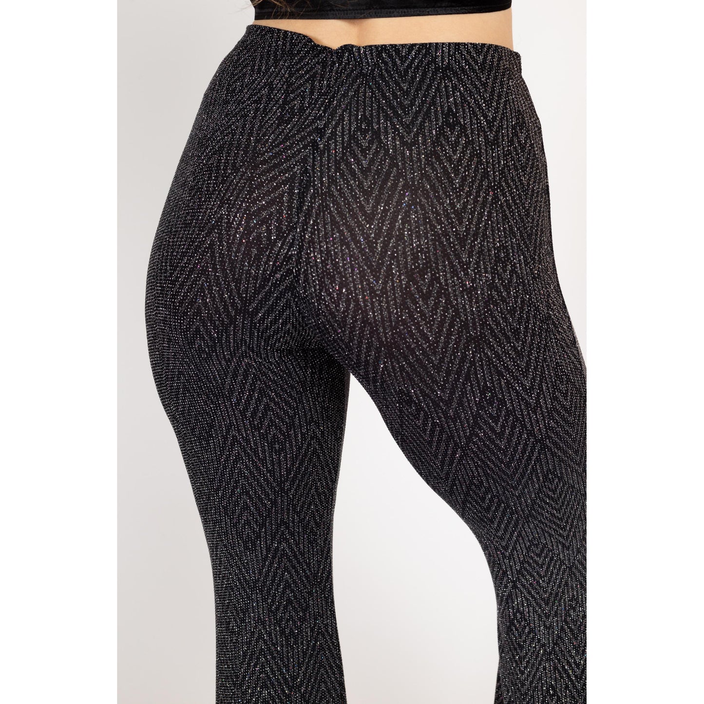 Medium Y2K Black & Silver Metallic Knit Bell Bottoms | Vintage High Waisted Stretchy Flared Pants