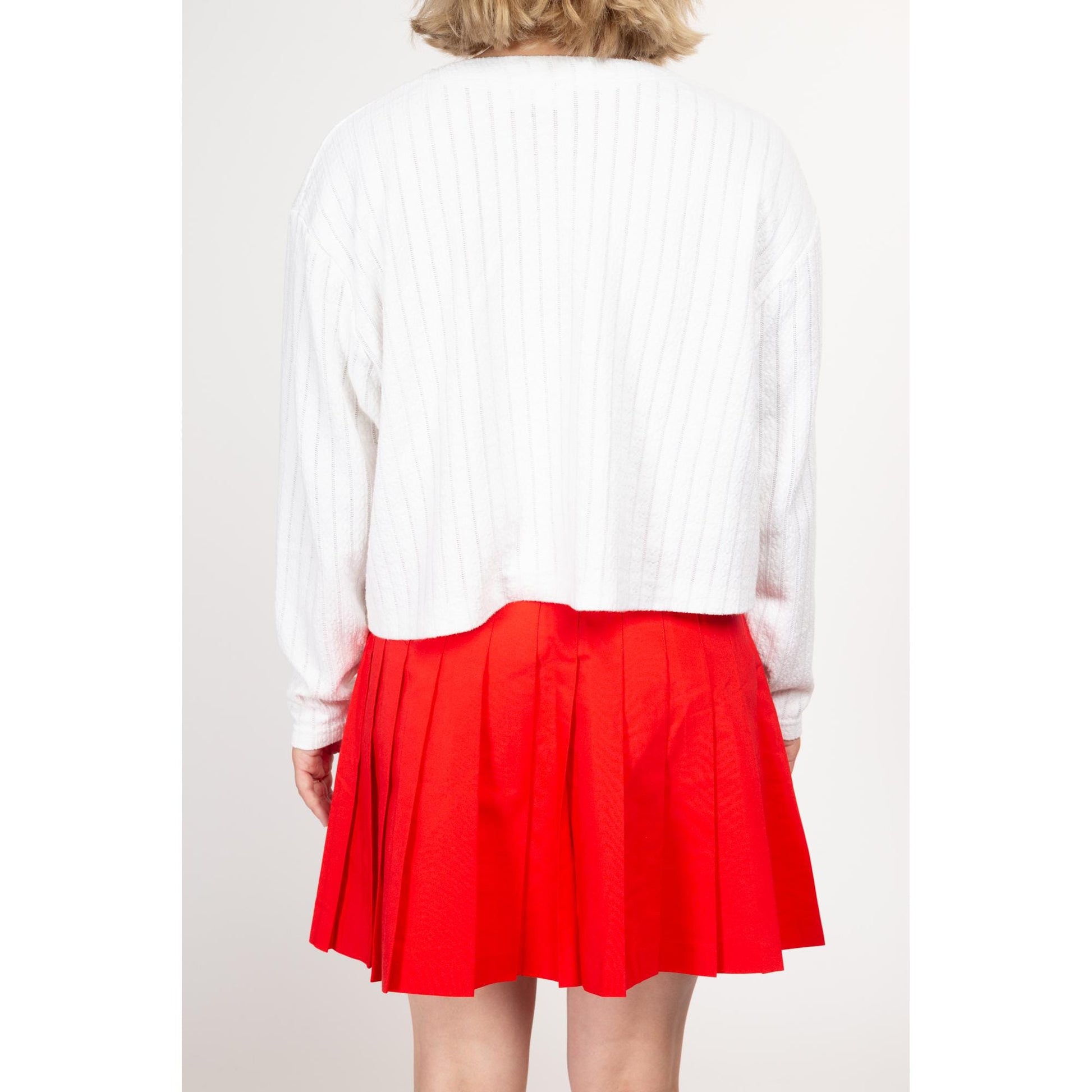 Med-Lrg 80s White Ribbed Long Sleeve Crop Top | Vintage Grunge Button Up Slouchy Cropped Shirt