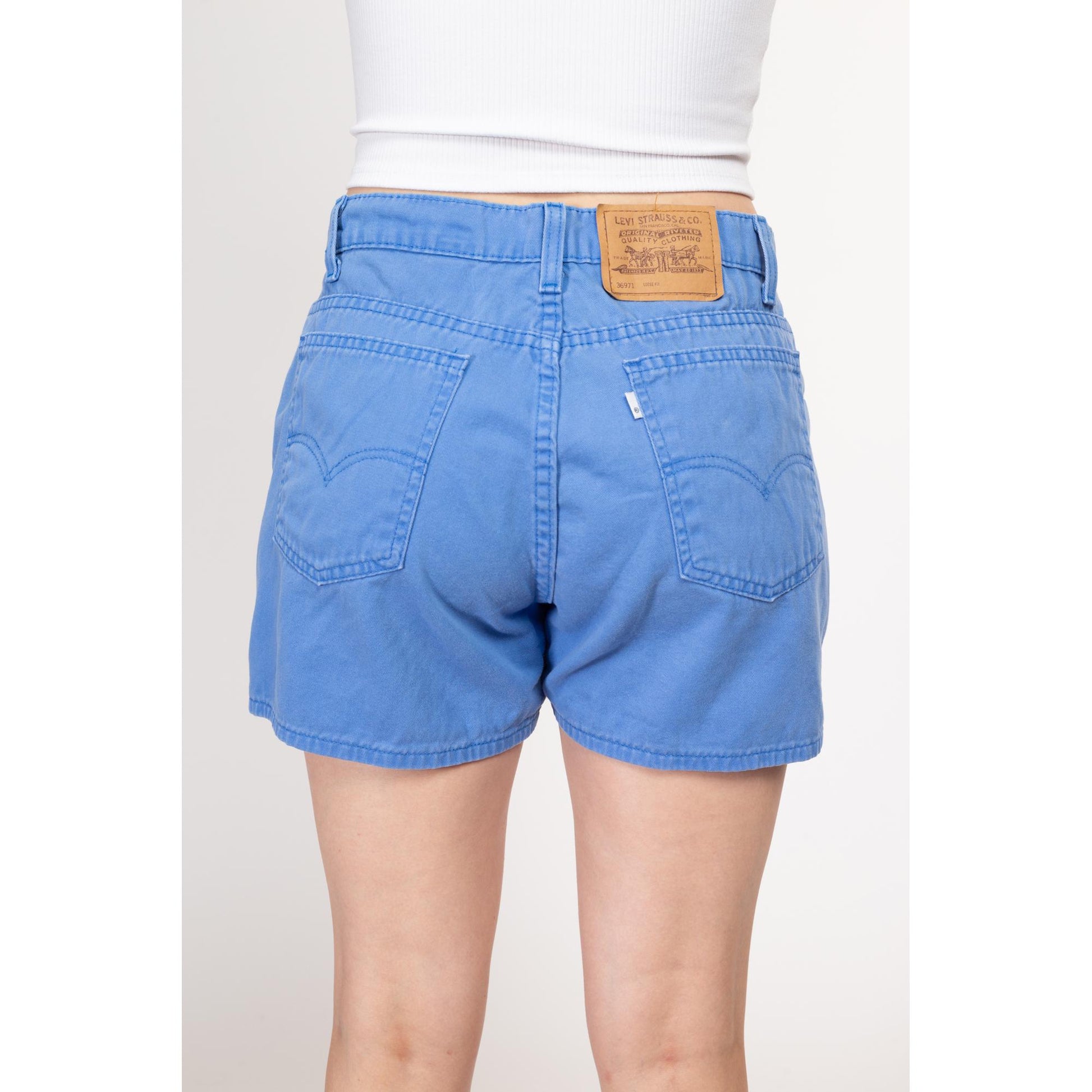 Large 90s Levis Cornflower Blue Loose Fit Shorts 34" | Vintage Levi's Casual Cotton Mid High Waisted Shorts