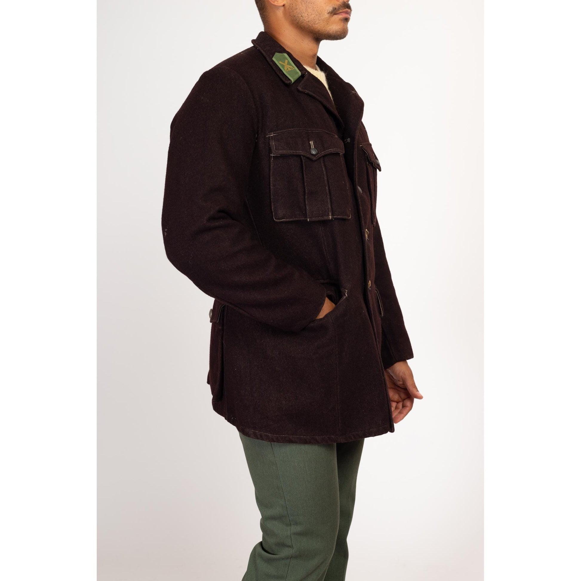 Medium 1940s WWII Swedish M39 Wool Army Jacket | Vintage 40s Sabo Stil Passform Stvrka Dark Brown Military Surplus Field Coat