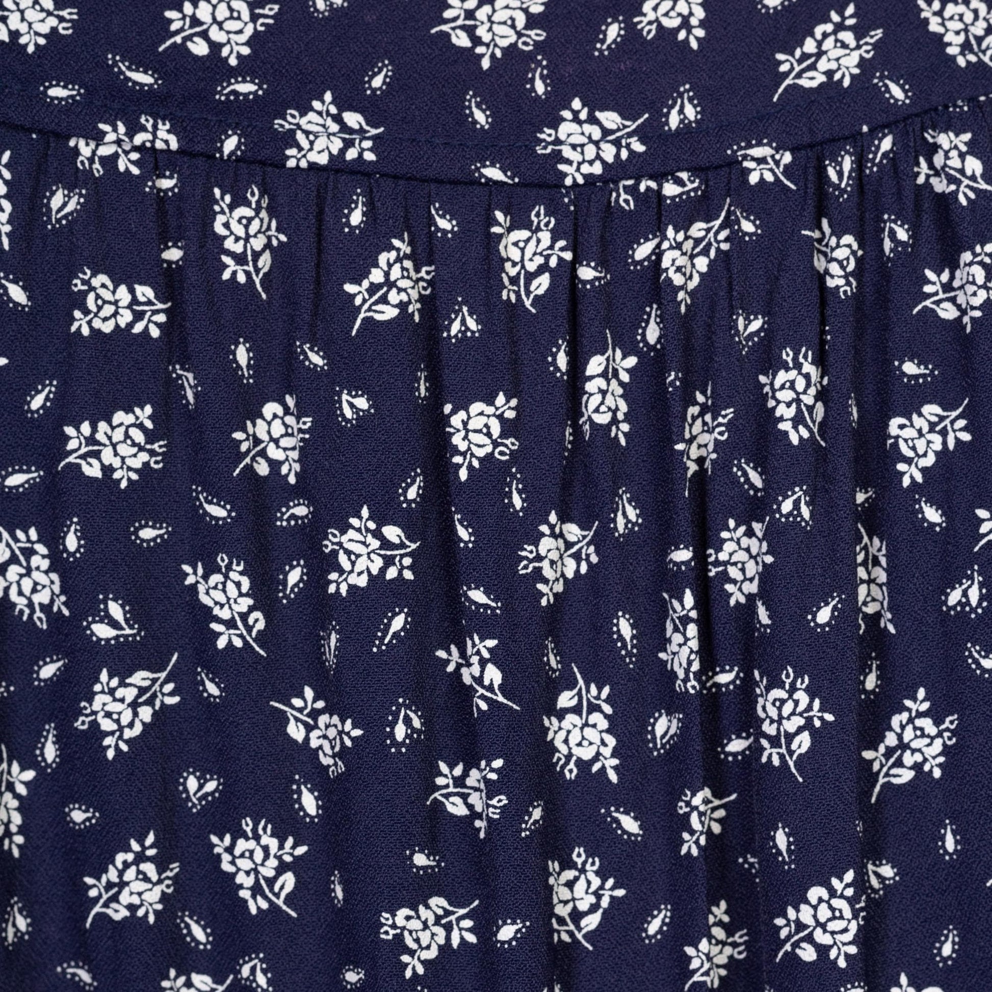 Sm-Med 80s Navy Blue Floral Belted Jumpsuit | Vintage Retro Long Sleeve Tapered Leg Pantsuit