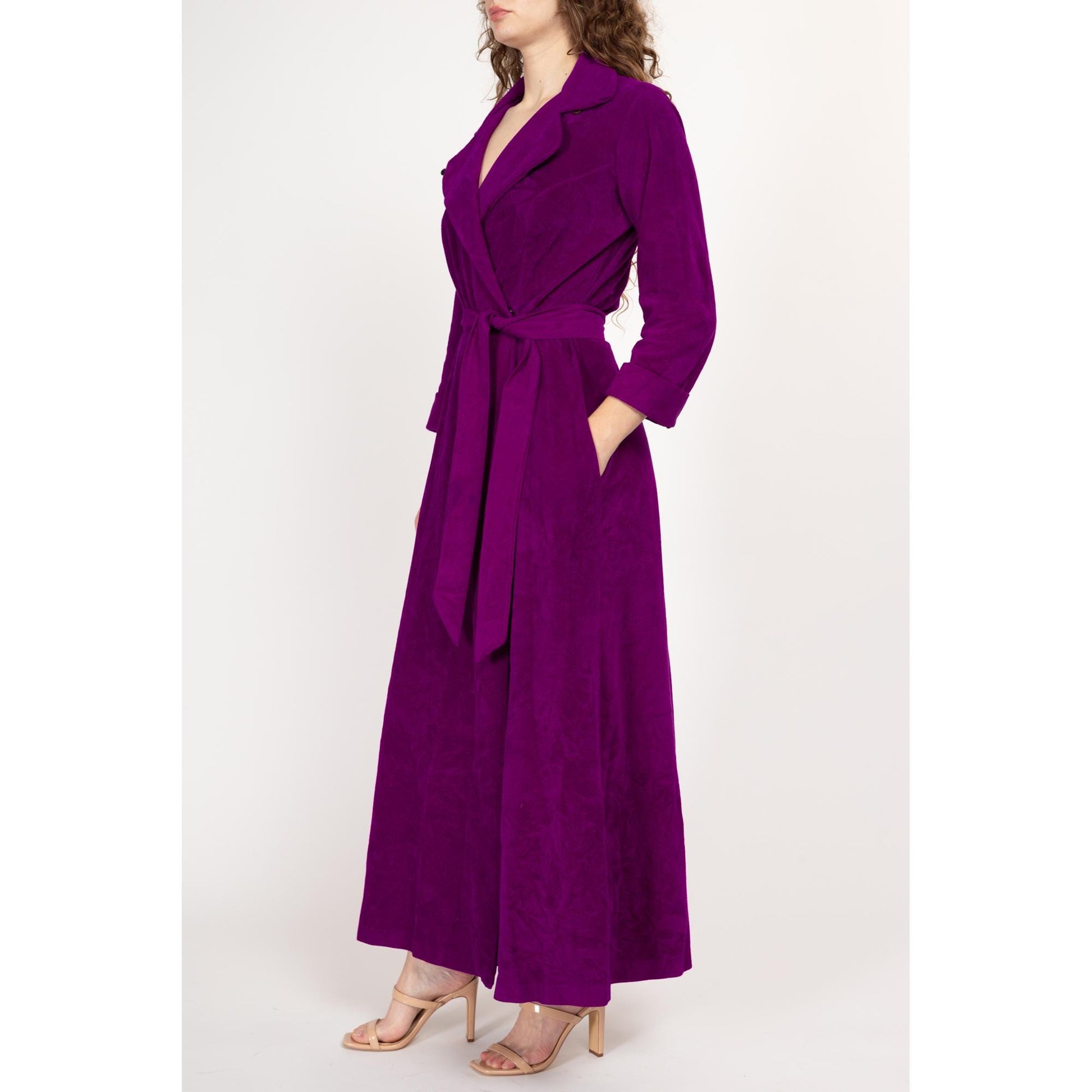 Medium 60s 70s Vanity Fair Plum Purple Felt Dressing Gown – Flying Apple Vintage