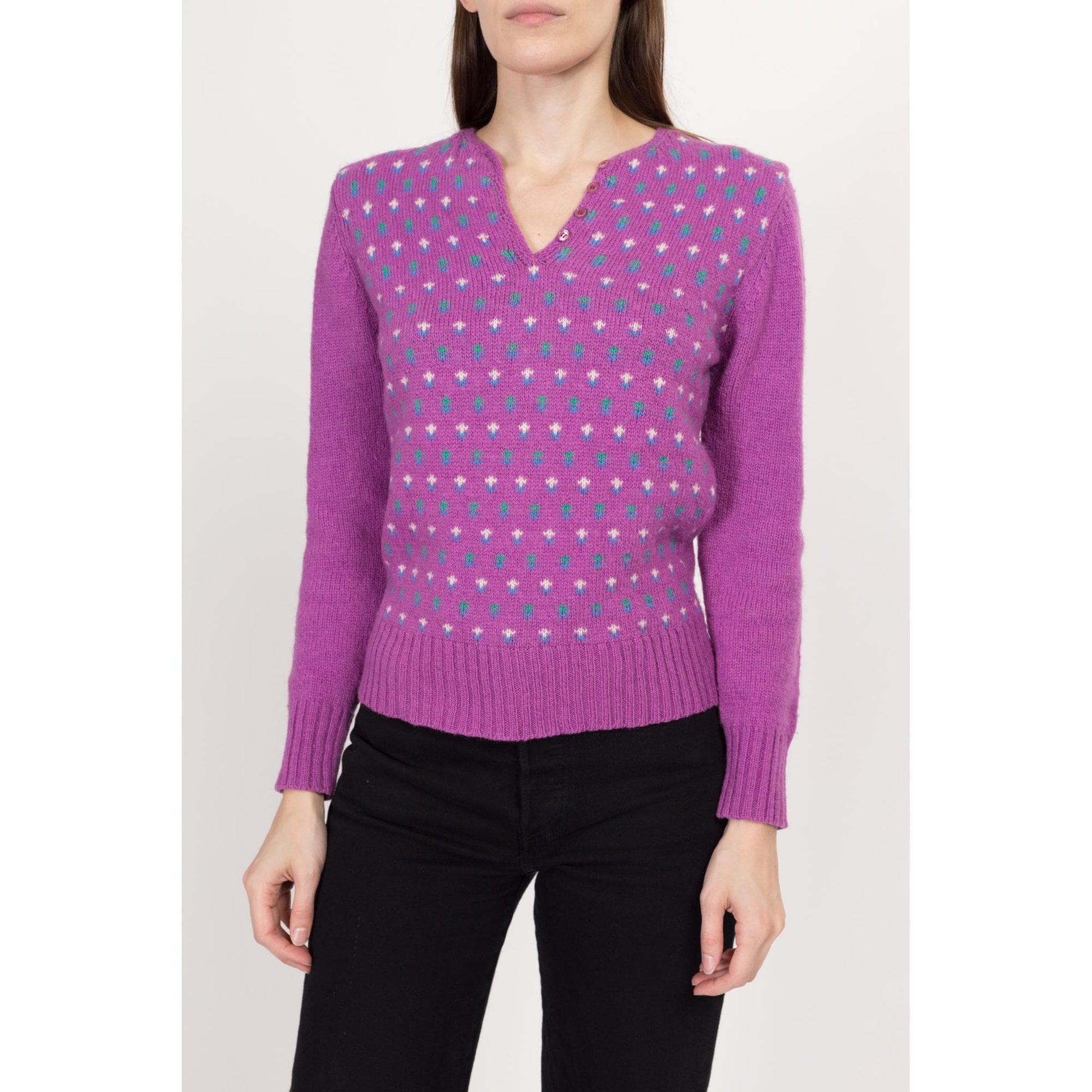 Small 80s Purple Floral Henley Sweater – Flying Apple Vintage