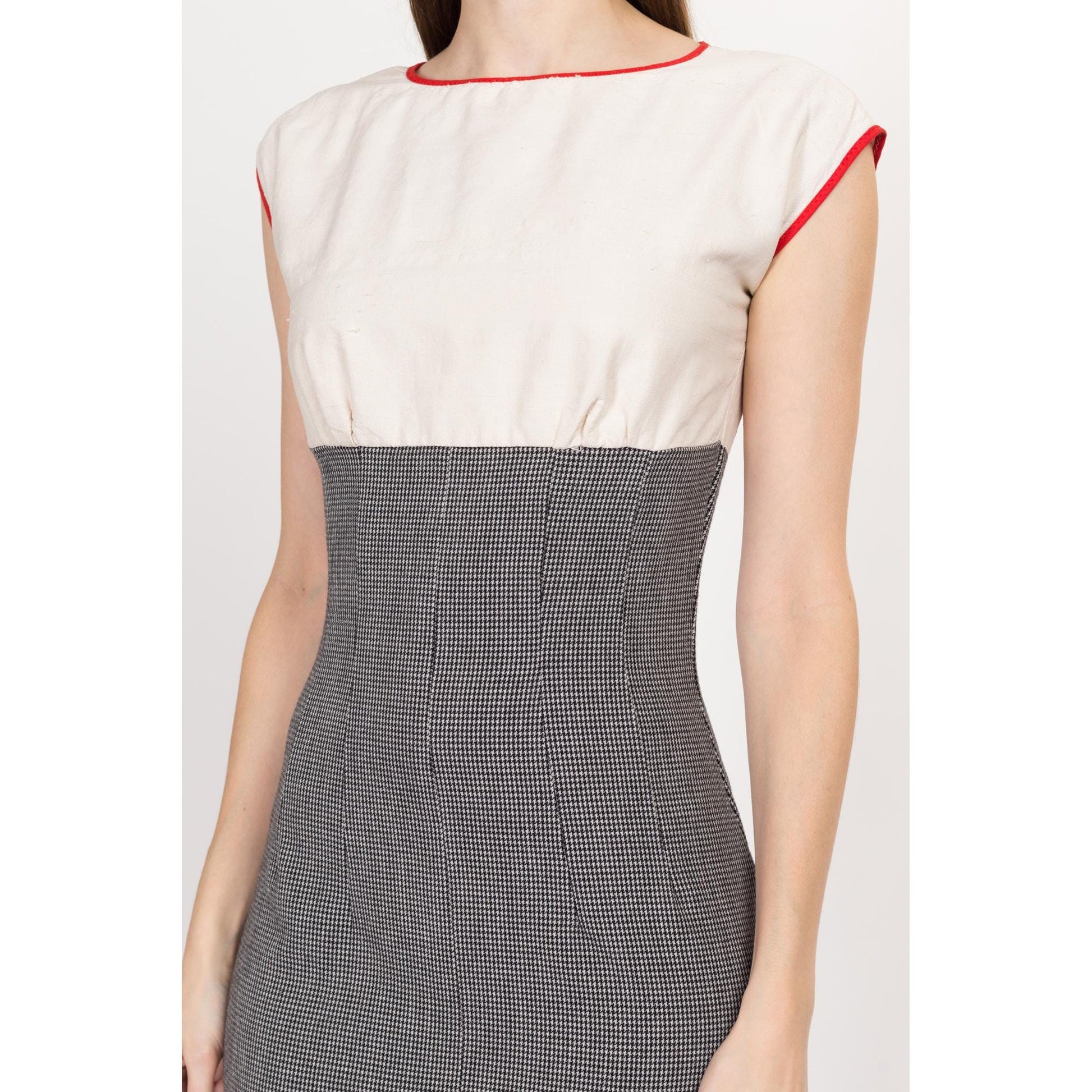 Small 70s Retro Houndstooth Wiggle Dress Small 70s Retro Houndstooth Wiggle Dress
