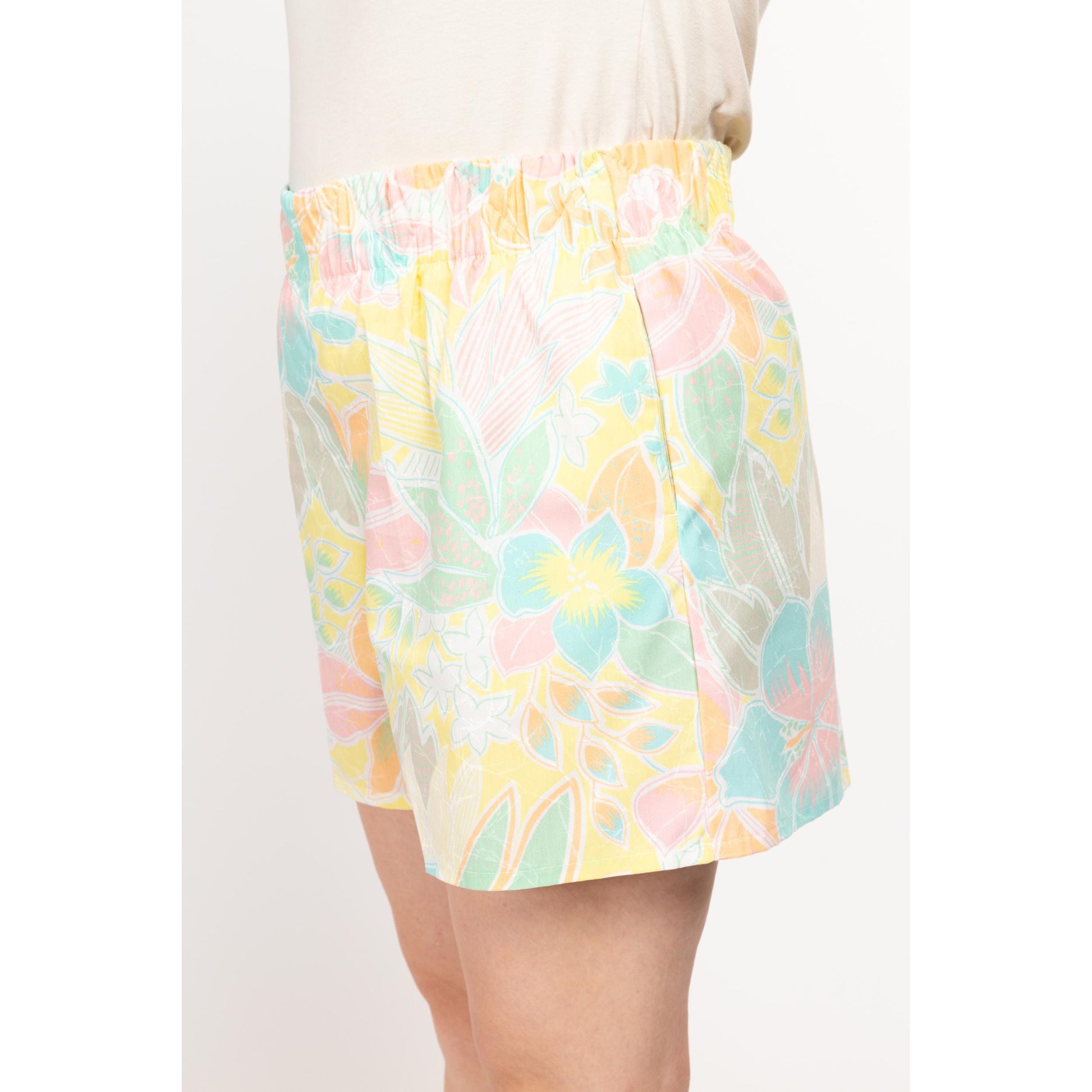 XL 90s Pastel Tropical Floral Lounge Shorts | Vintage Boho Elastic High Waist Wide Leg Casual Shorts