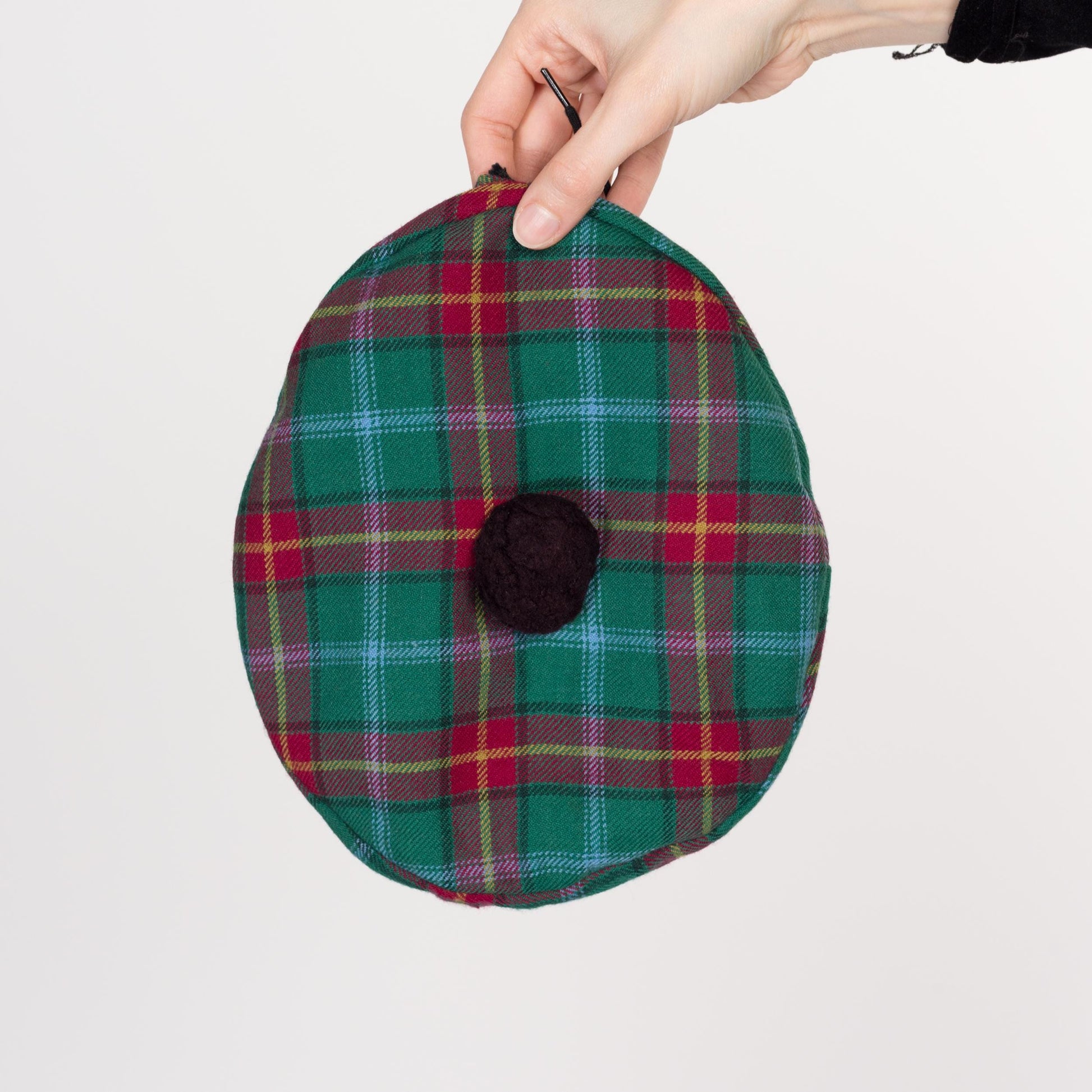 XS-Sm 70s Green & Red Plaid Wool Tam O' Shanter | Vintage Scottish Tartan Tam Pom Pom Beret