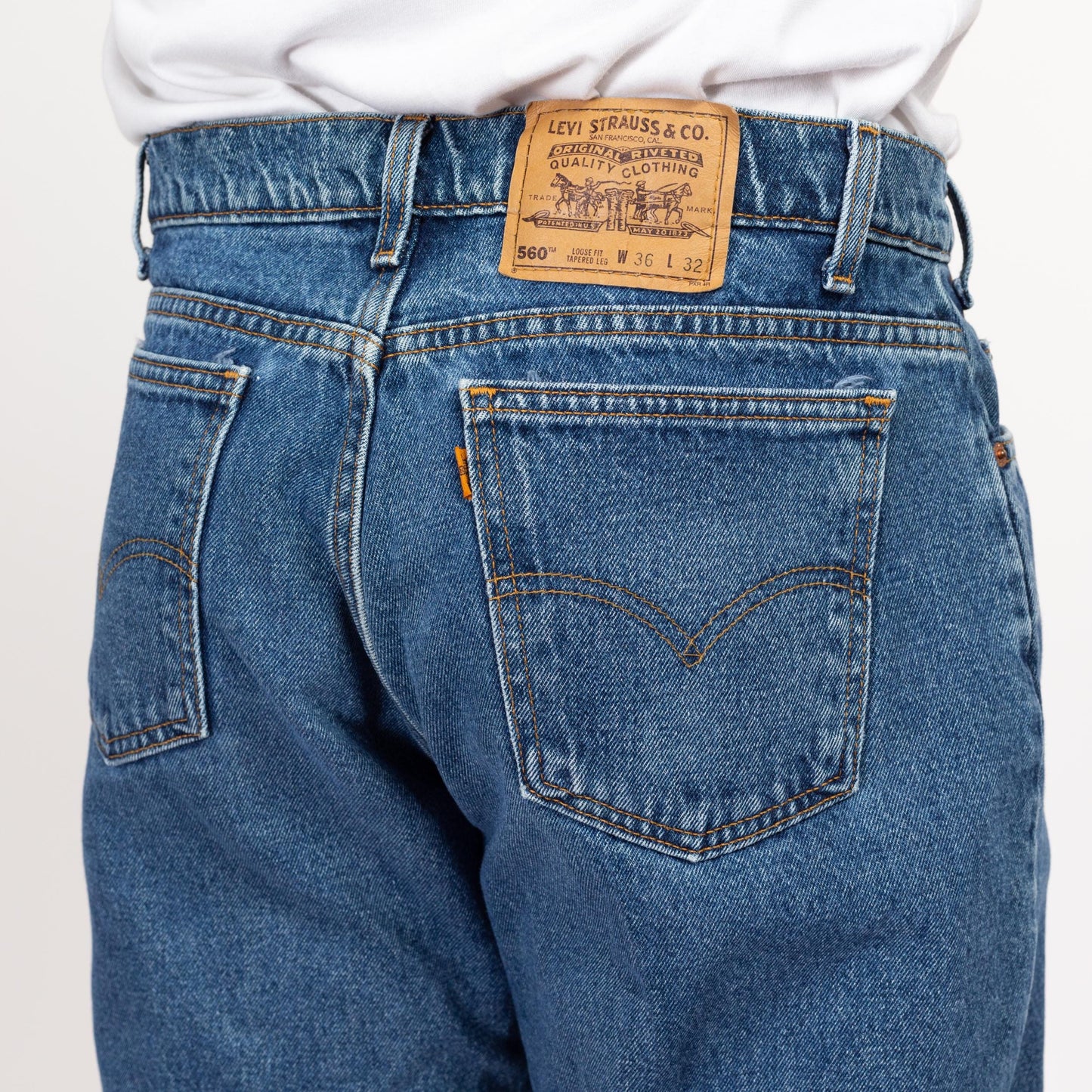 36x29 90s Levis 560 Made In USA Loose Fit Jeans | Vintage Medium Wash Denim Tapered Leg Dad Jeans