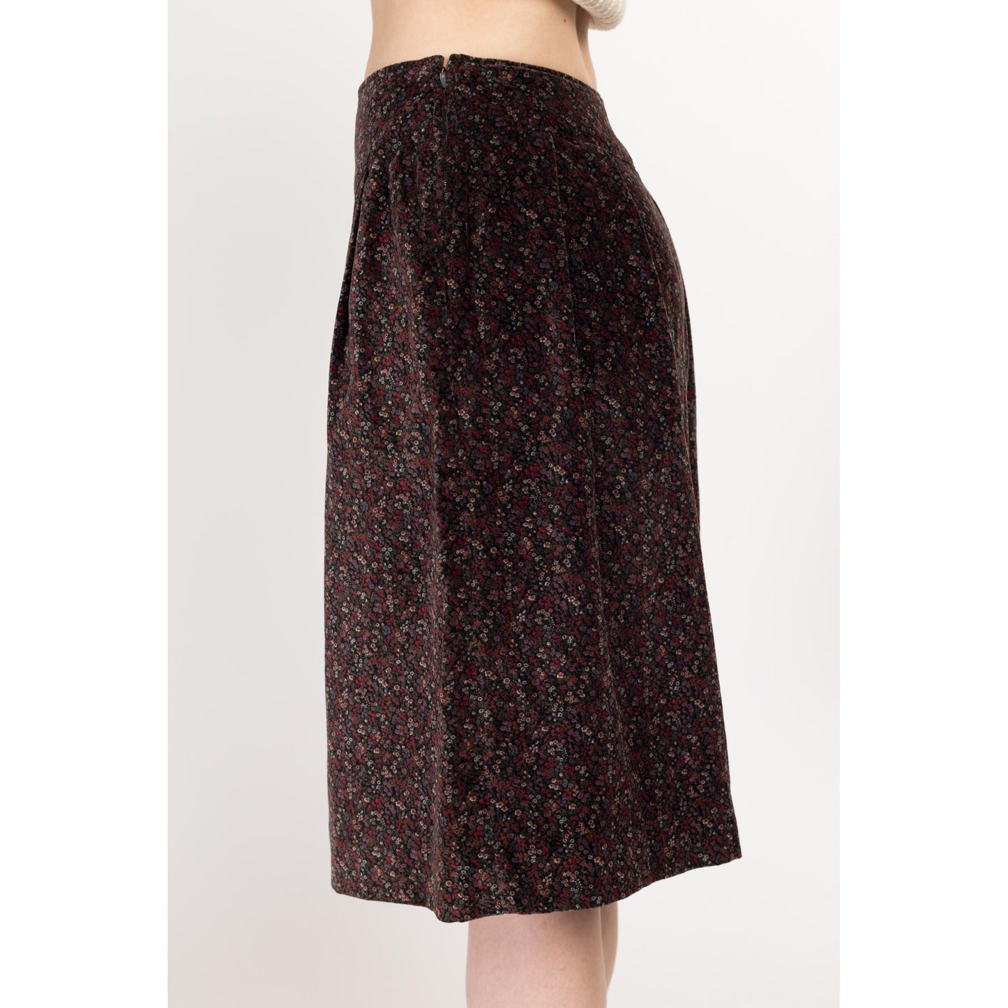 XS 70s Dark Floral Velvet Shorts 25" | Vintage Pleated Wide Leg Culottes