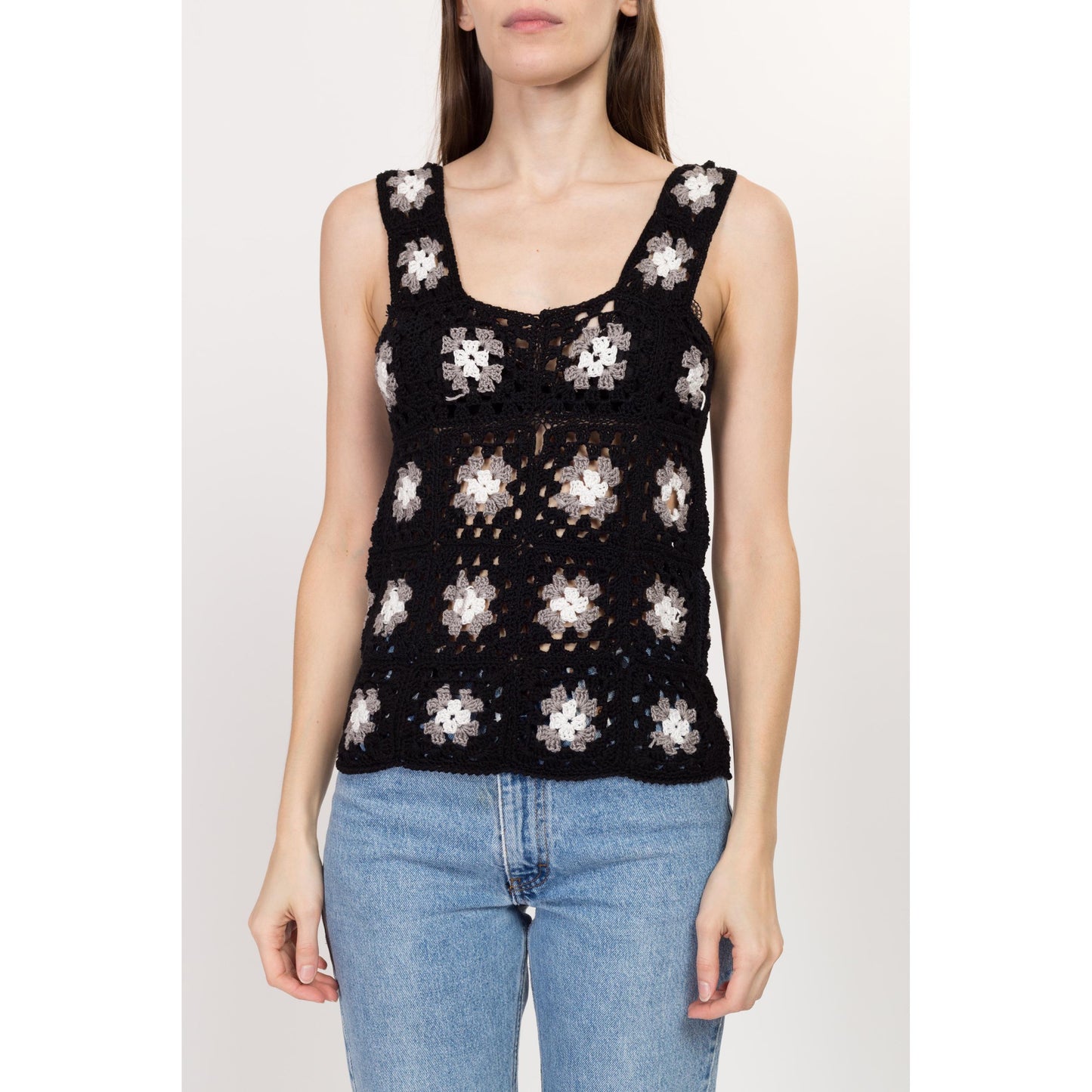 Small 90s Black & White Granny Square Crochet Knit Top | Vintage Boho Sleeveless Scoop Neck Tank