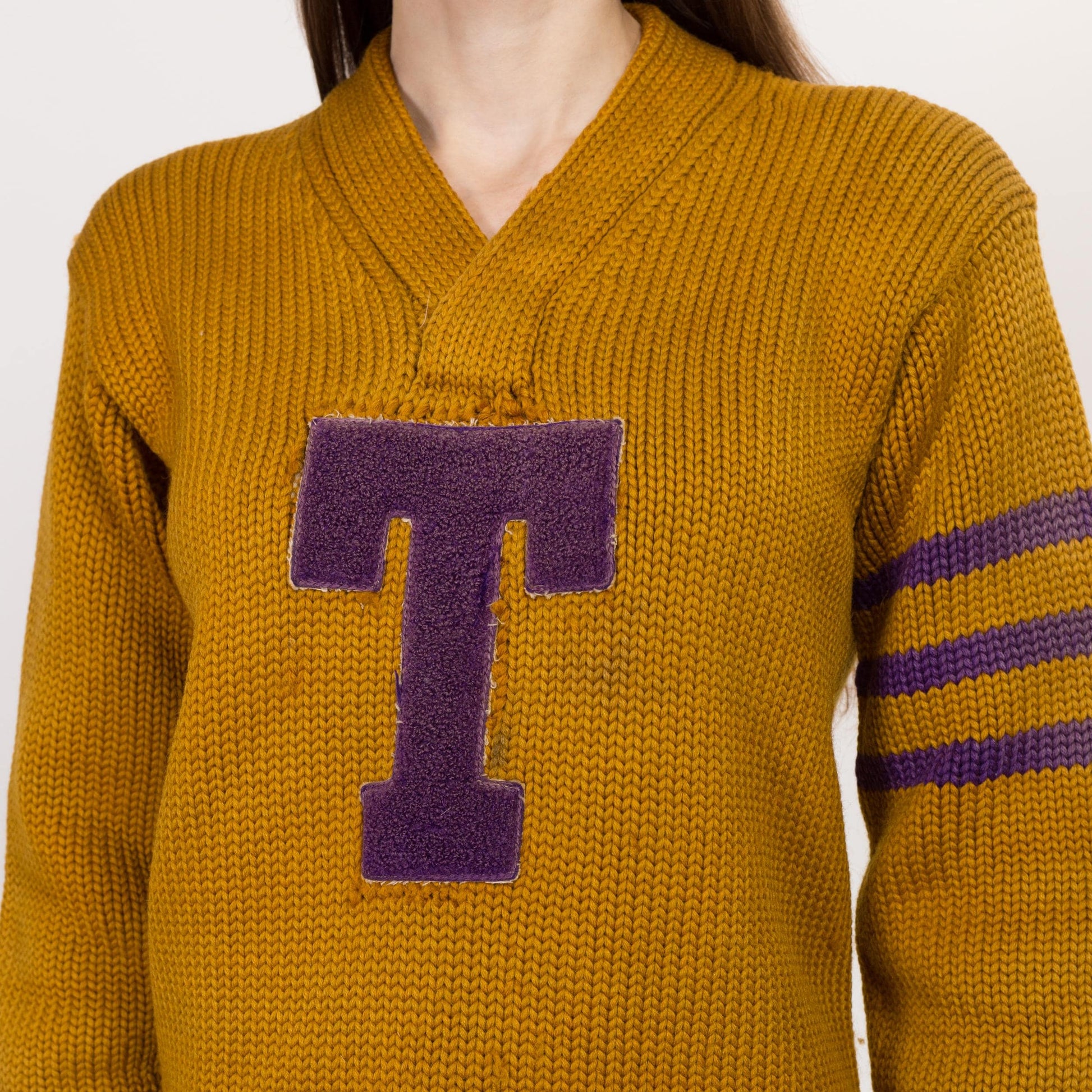 XS-Sm 1930s Mustard Yellow Varsity Letterman Sweater Unisex | Rare Vintage 20s 30s Collegiate Wool Striped Football Pullover