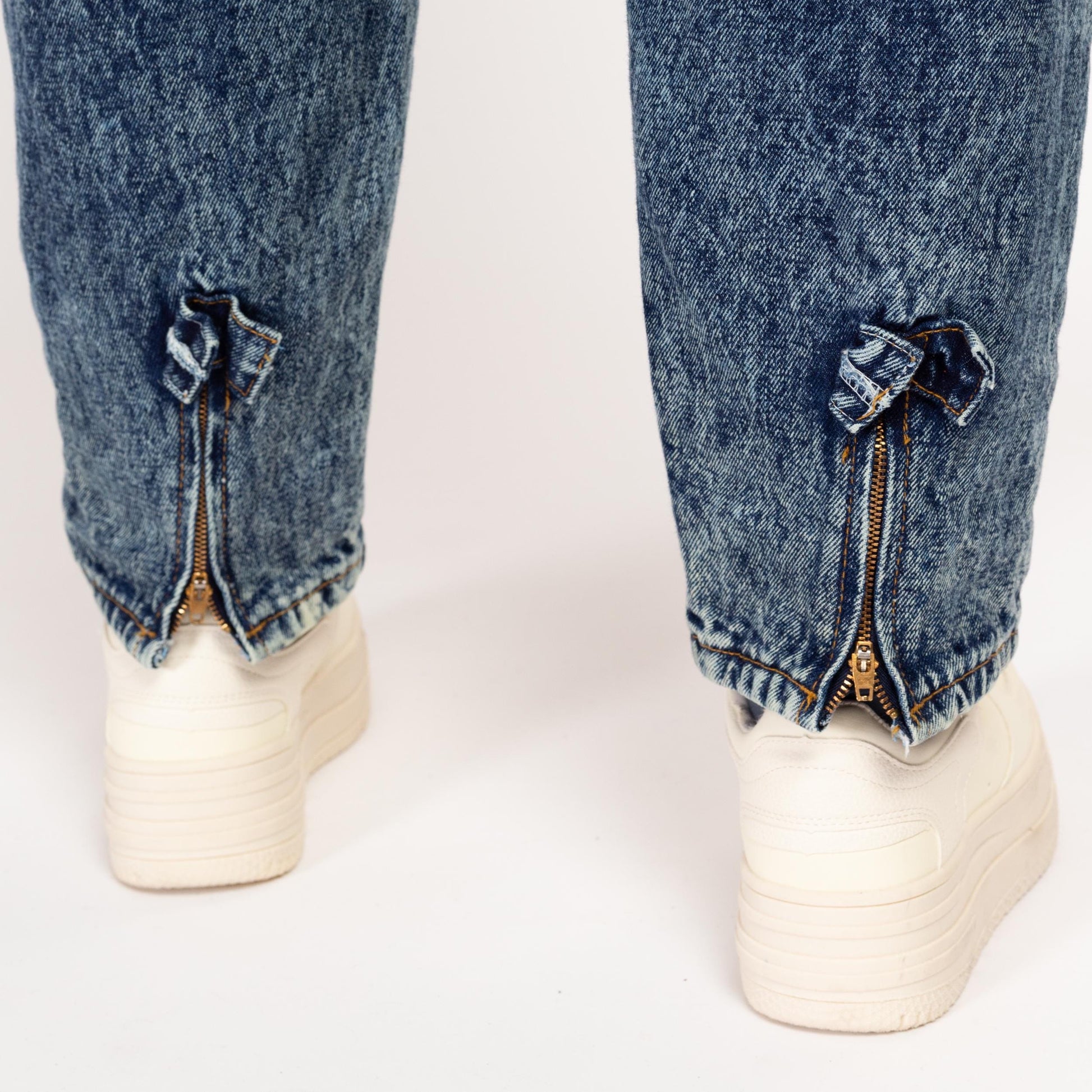 2X 80s Acid Wash Painted Graffiti Jeans 42