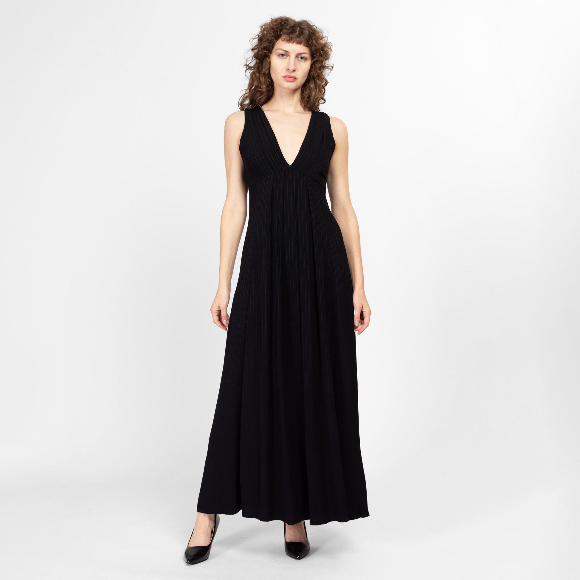 Small 90s Jessica McClintock Black Pinstriped Maxi Dress Size 6 | Vintage V Neck Sleeveless Pleated Formal Evening Gown