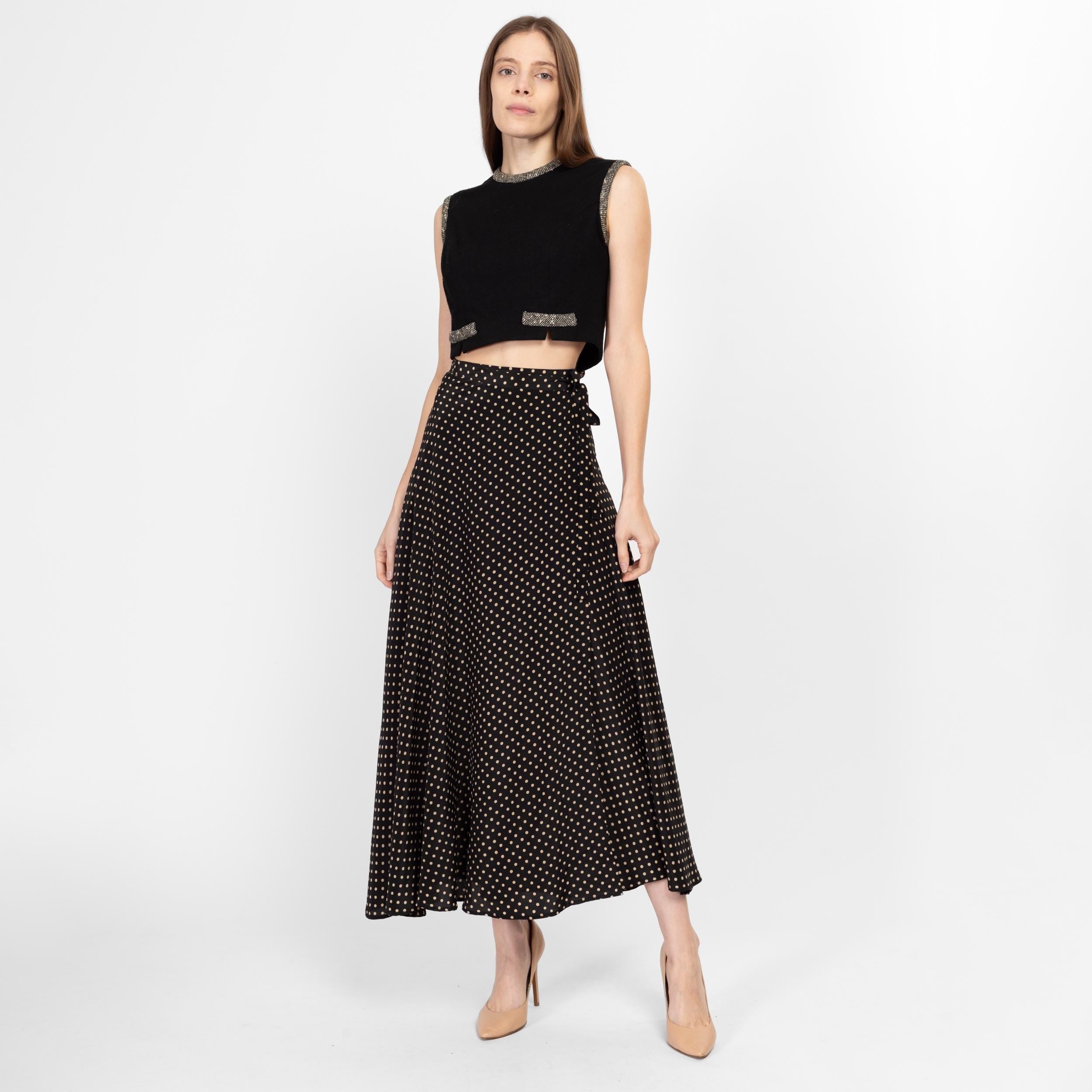 Wrap maxi skirt 90s hotsell