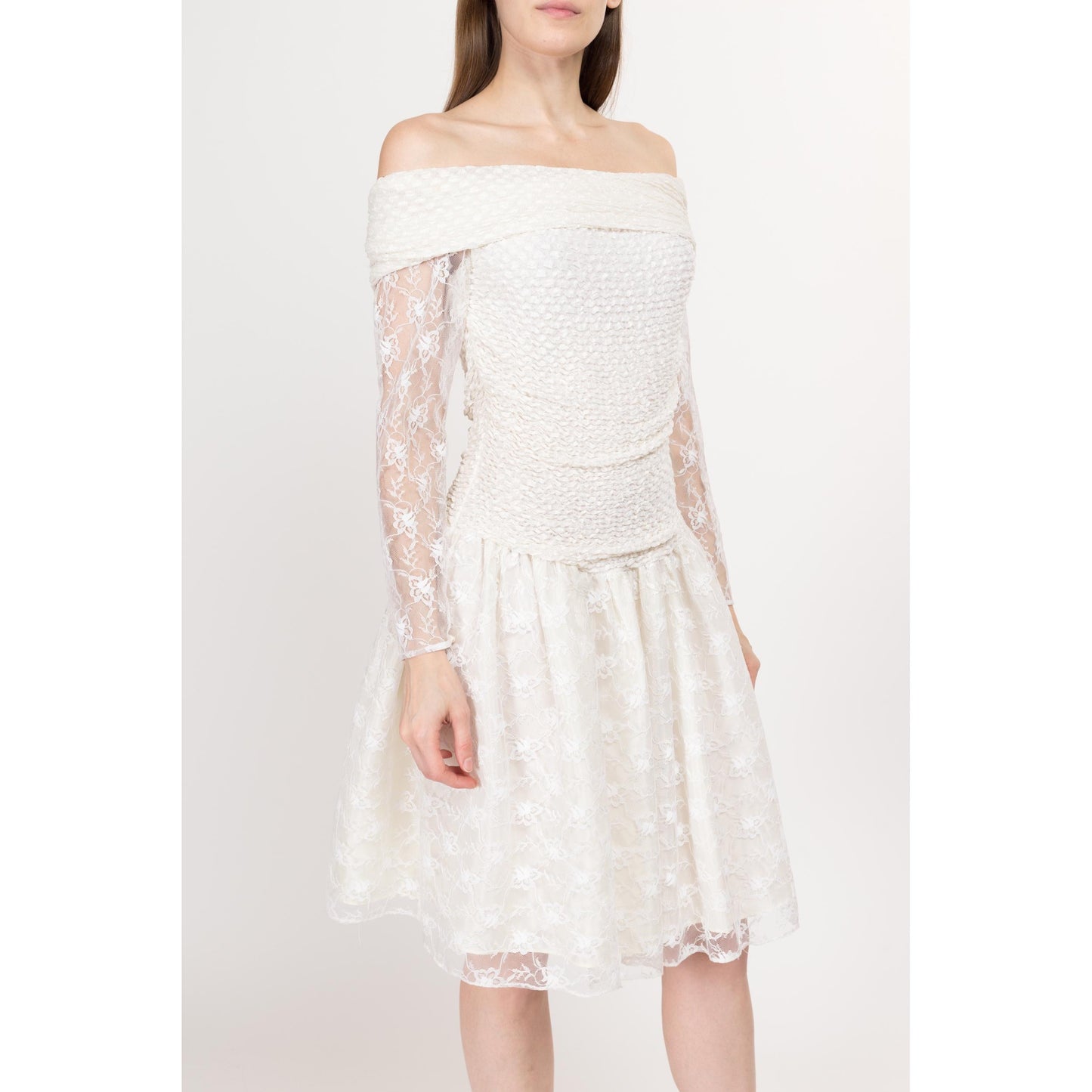 Sm-Med 80s White Off Shoulder Fit & Flare Party Dress | Vintage Lace Long Sleeve Drop Waist Mini Prom Dress