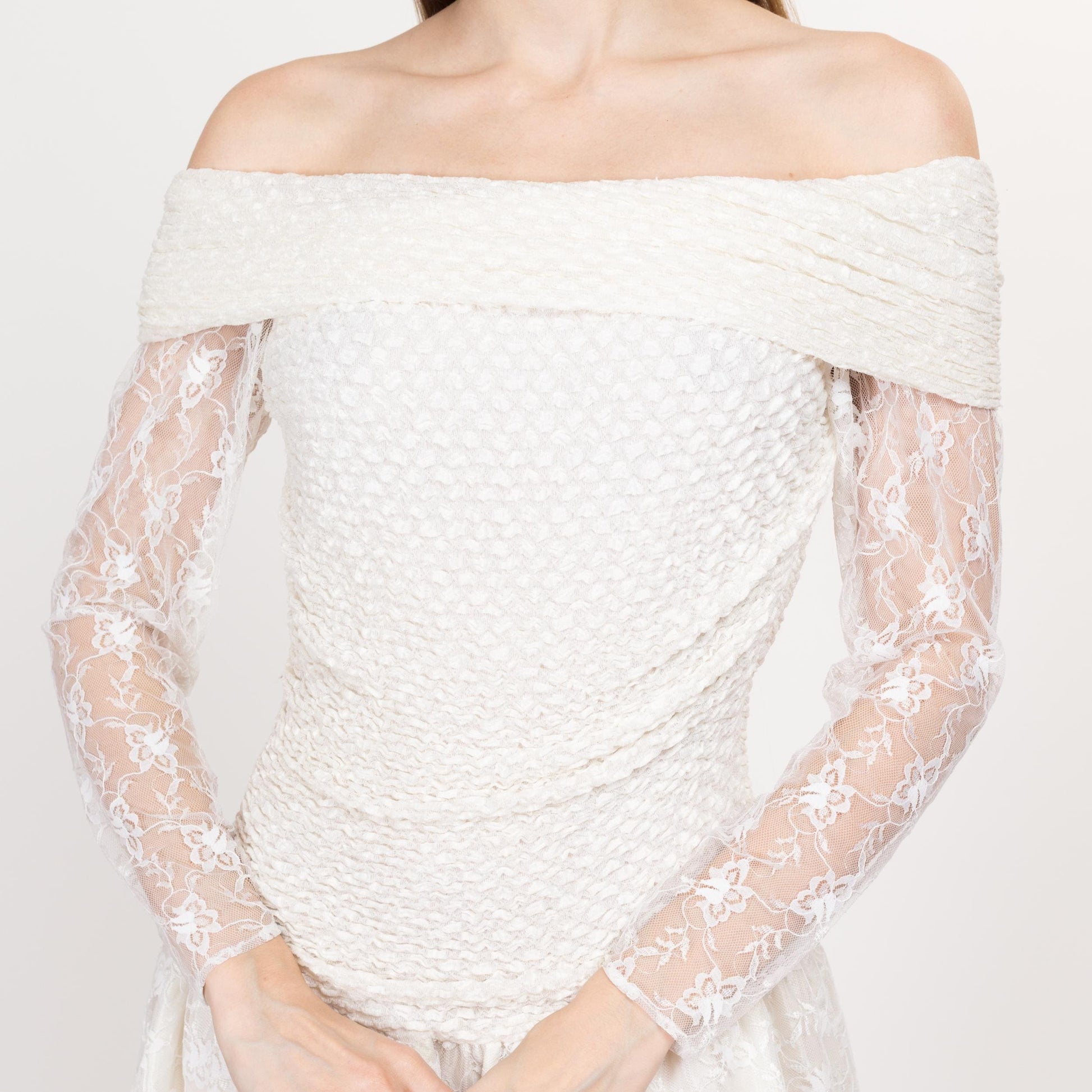 Sm-Med 80s White Off Shoulder Fit & Flare Party Dress | Vintage Lace Long Sleeve Drop Waist Mini Prom Dress