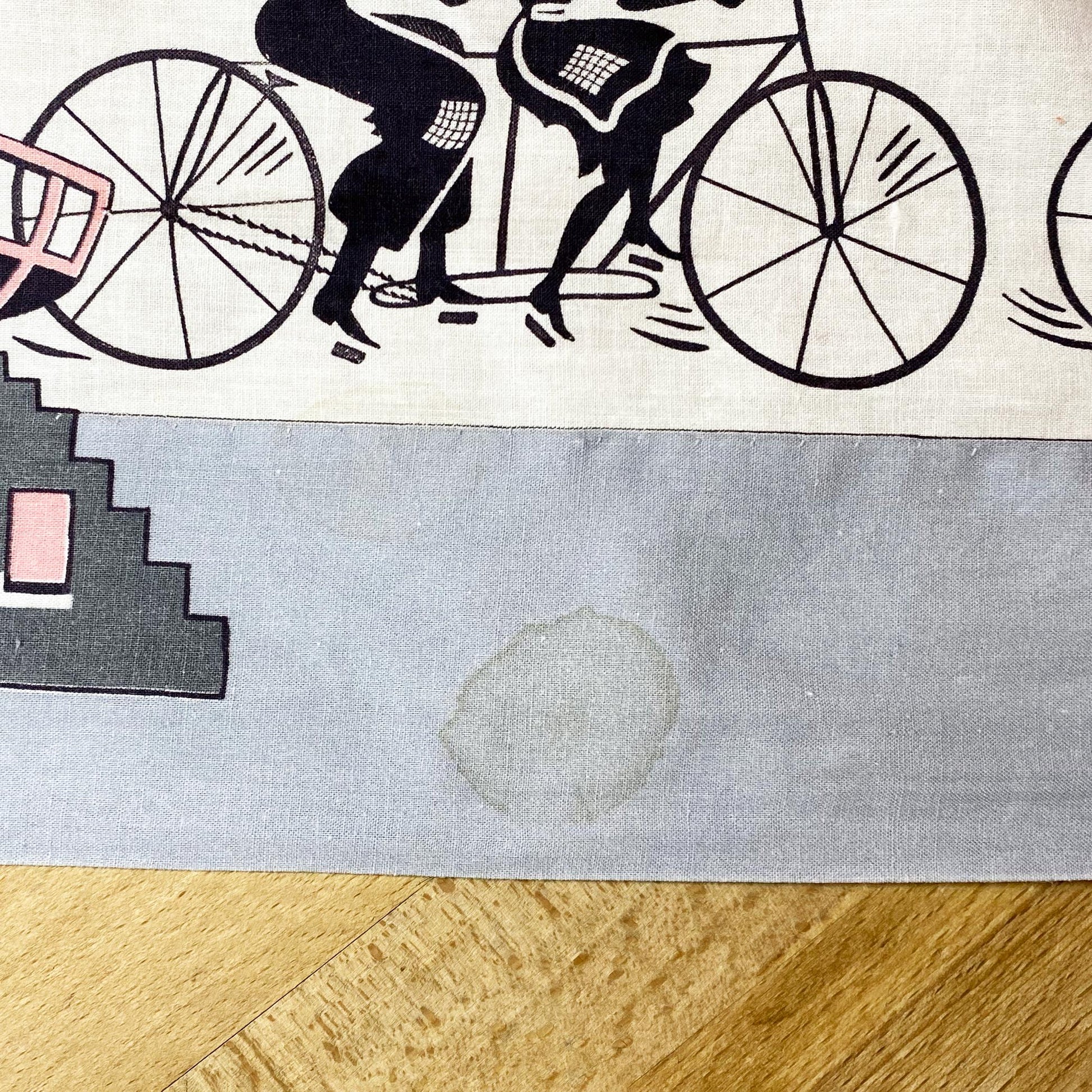 XS 60s Dutch Windmill & Bicycle Novelty Print Skirt 23" | Boho Vintage Grey Midi Circle Skirt