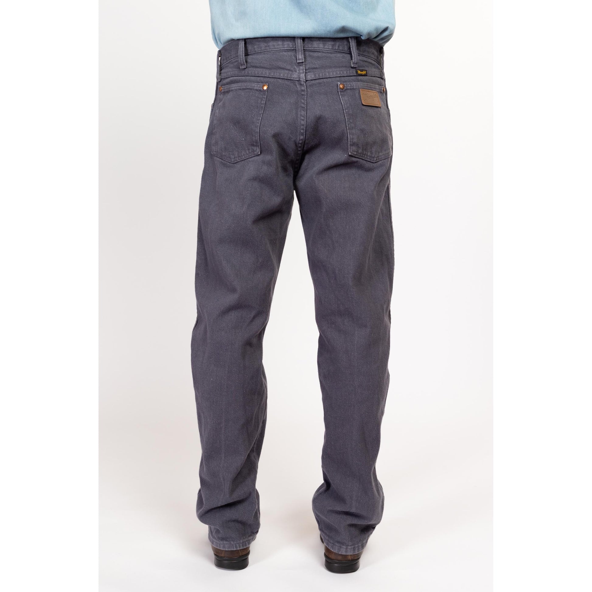 32x32 90s Wrangler Grey Denim Jeans | Vintage Relaxed Fit Bootcut Jeans