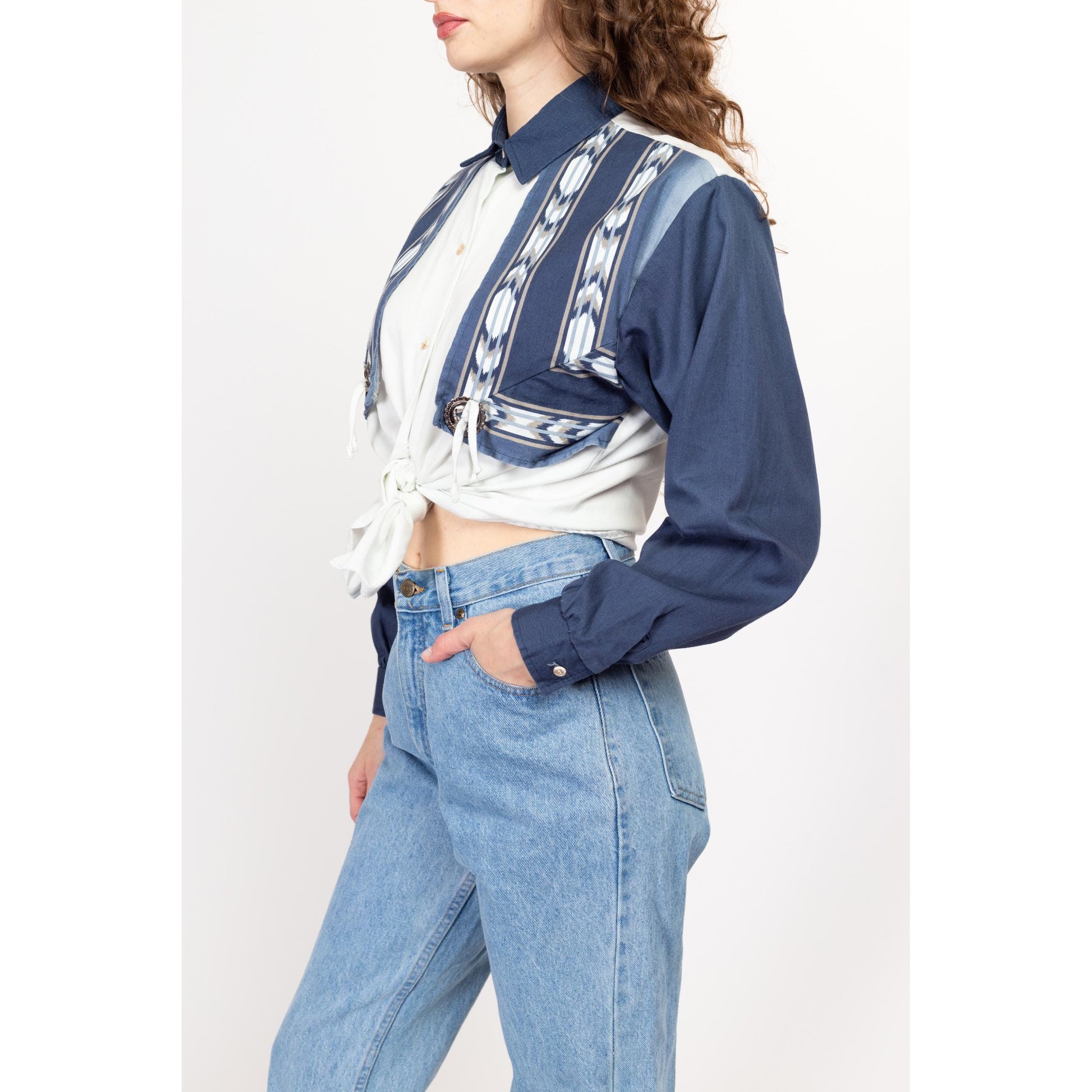 Medium 90s Roper Southwestern Concho Shirt | Vintage White Blue Western Print Long Sleeve Button Up Top
