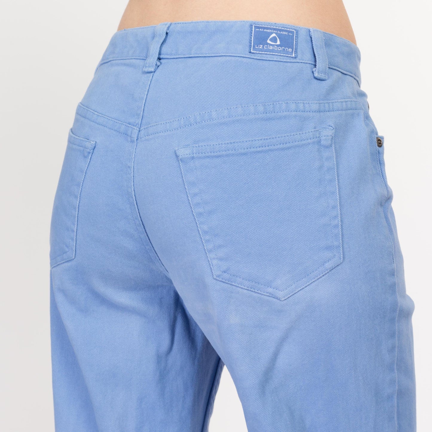 Small 90s Liz Claiborne Periwinkle Mid Rise Soft Jeans | Vintage Blue Denim Straight Leg Pants