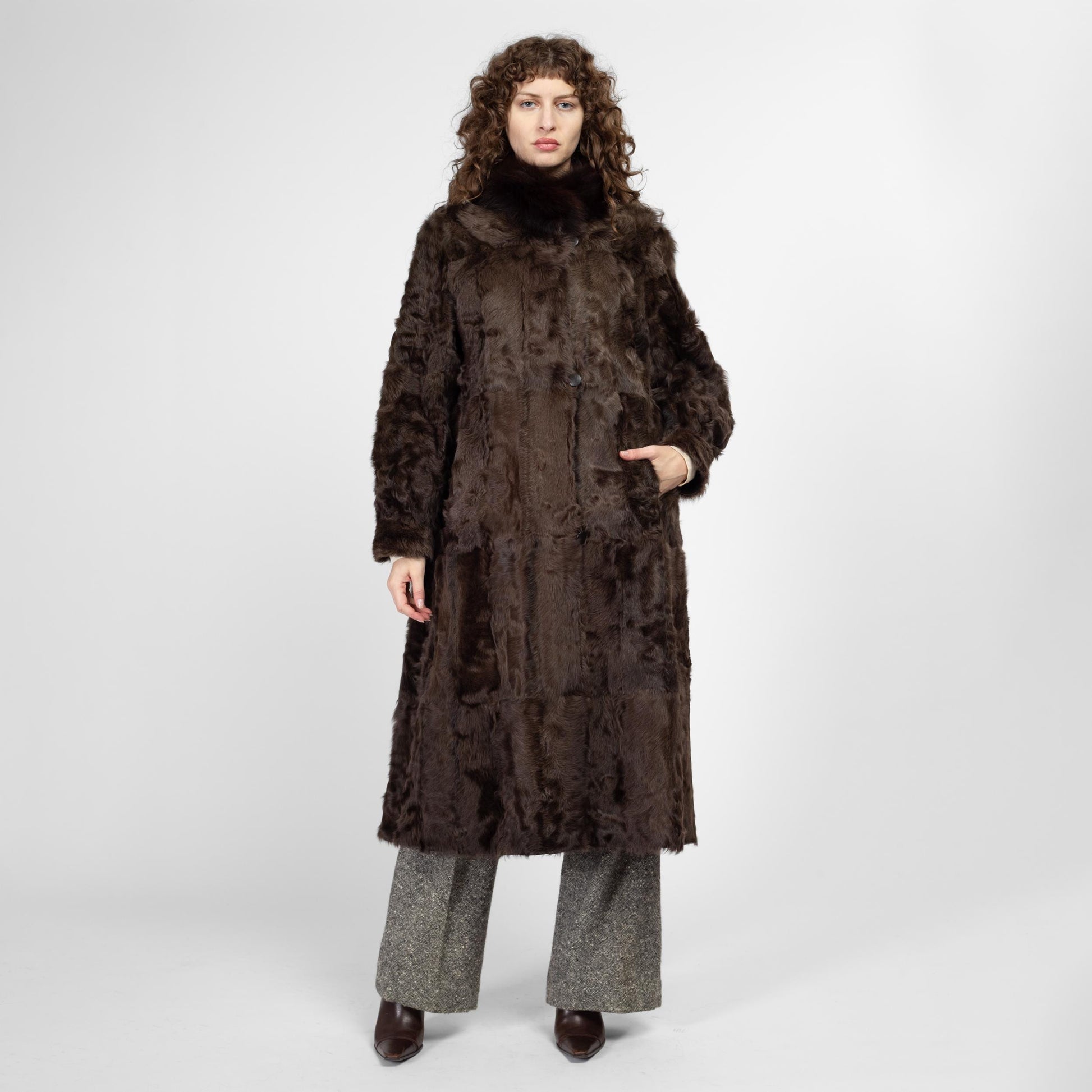 Medium 90s Dark Brown Leather & Fur Reversible Coat | Vintage Patchwork Collared Long Winter Jacket