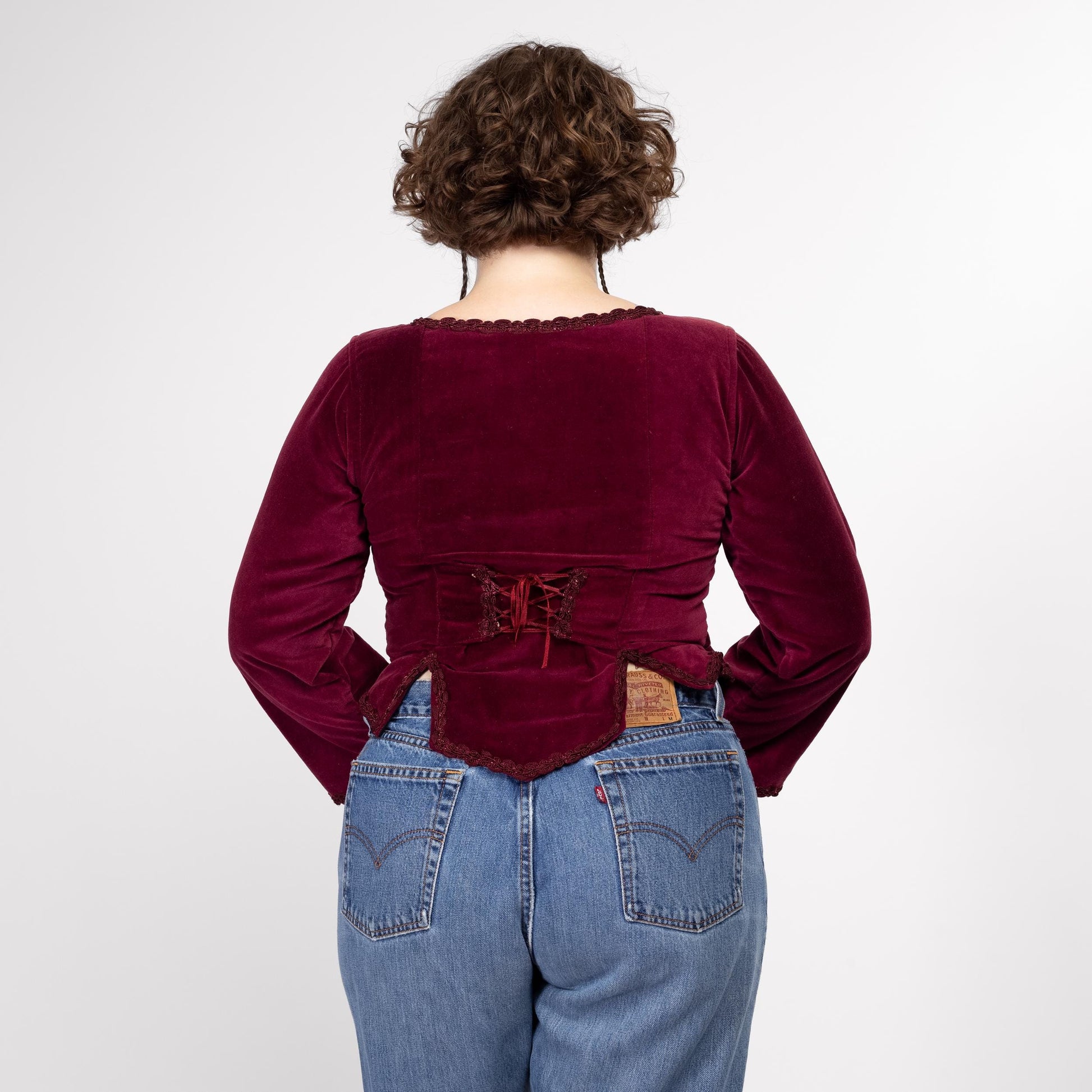Large 90s Wine Red Velvet Renaissance Lace Up Corset Top | Vintage Long Sleeve Ren Faire Bustier Bodice Blouse