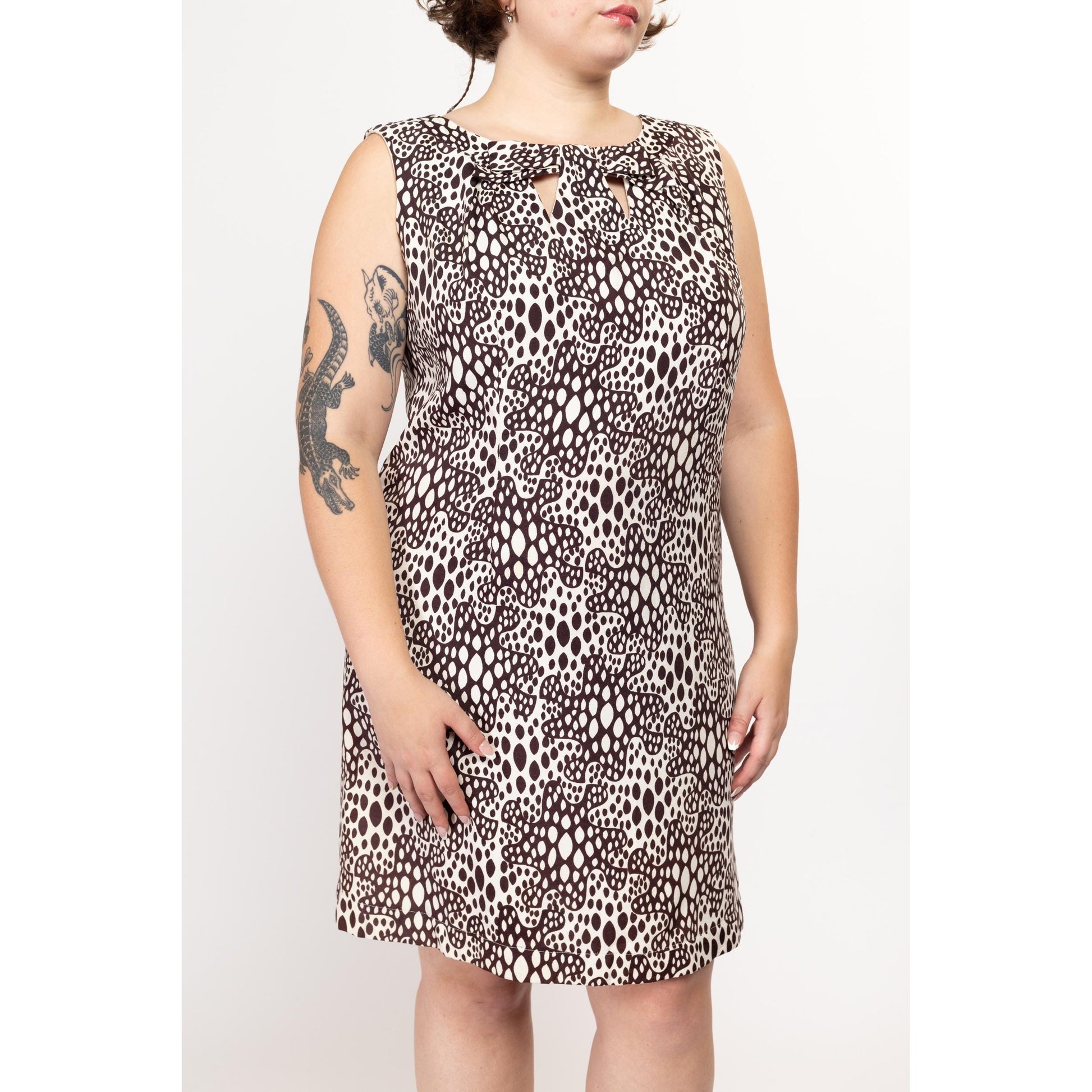 Lrg-XL 60s Mod Op Art Amoeba Print Mini Dress | Vintage Brown White Sleeveless Keyhole Shift Dress