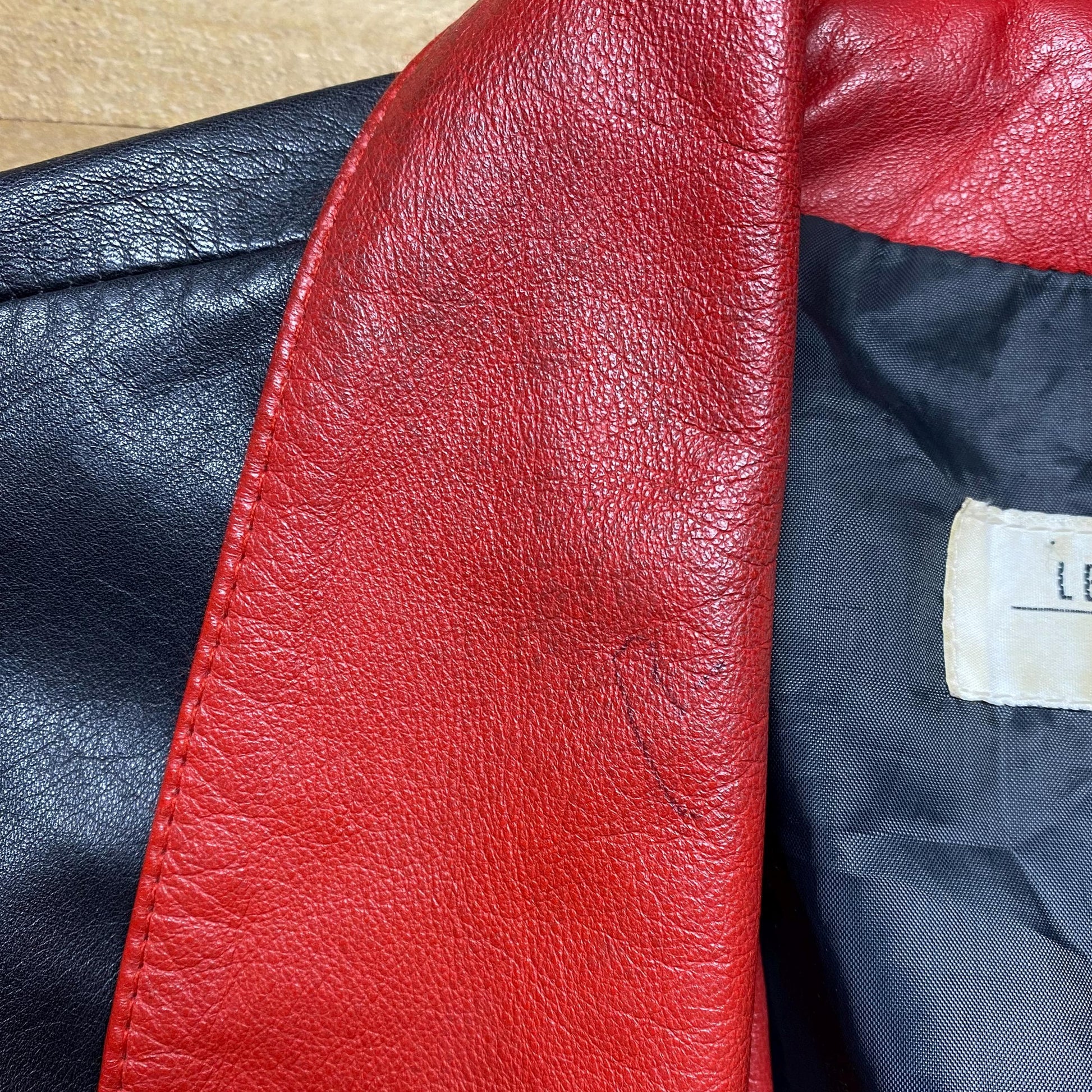XL 80s Black & Red Leather Cropped Jacket | Vintage Color Block Batwing Moto Coat